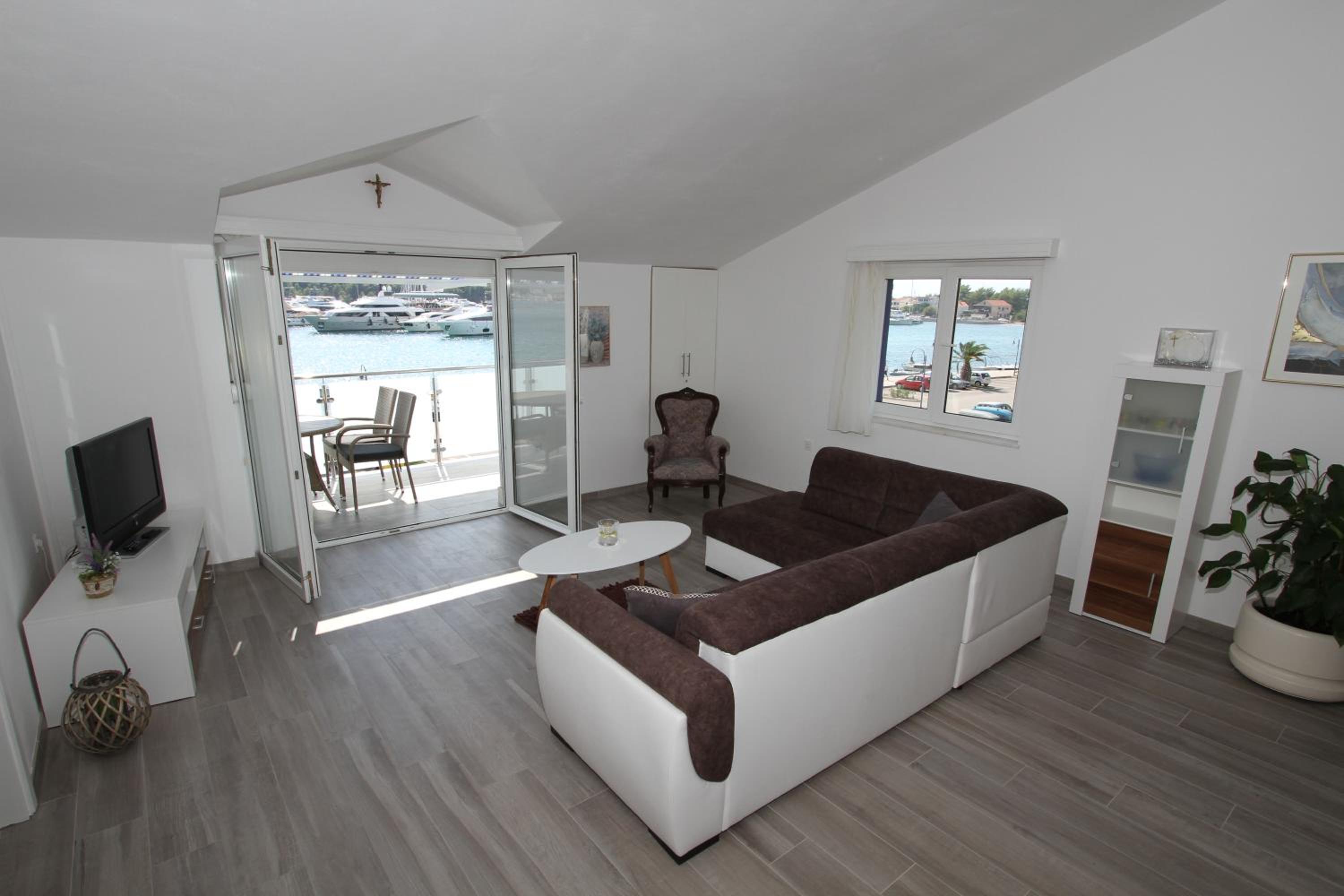 Apartment with Sea View photo 1