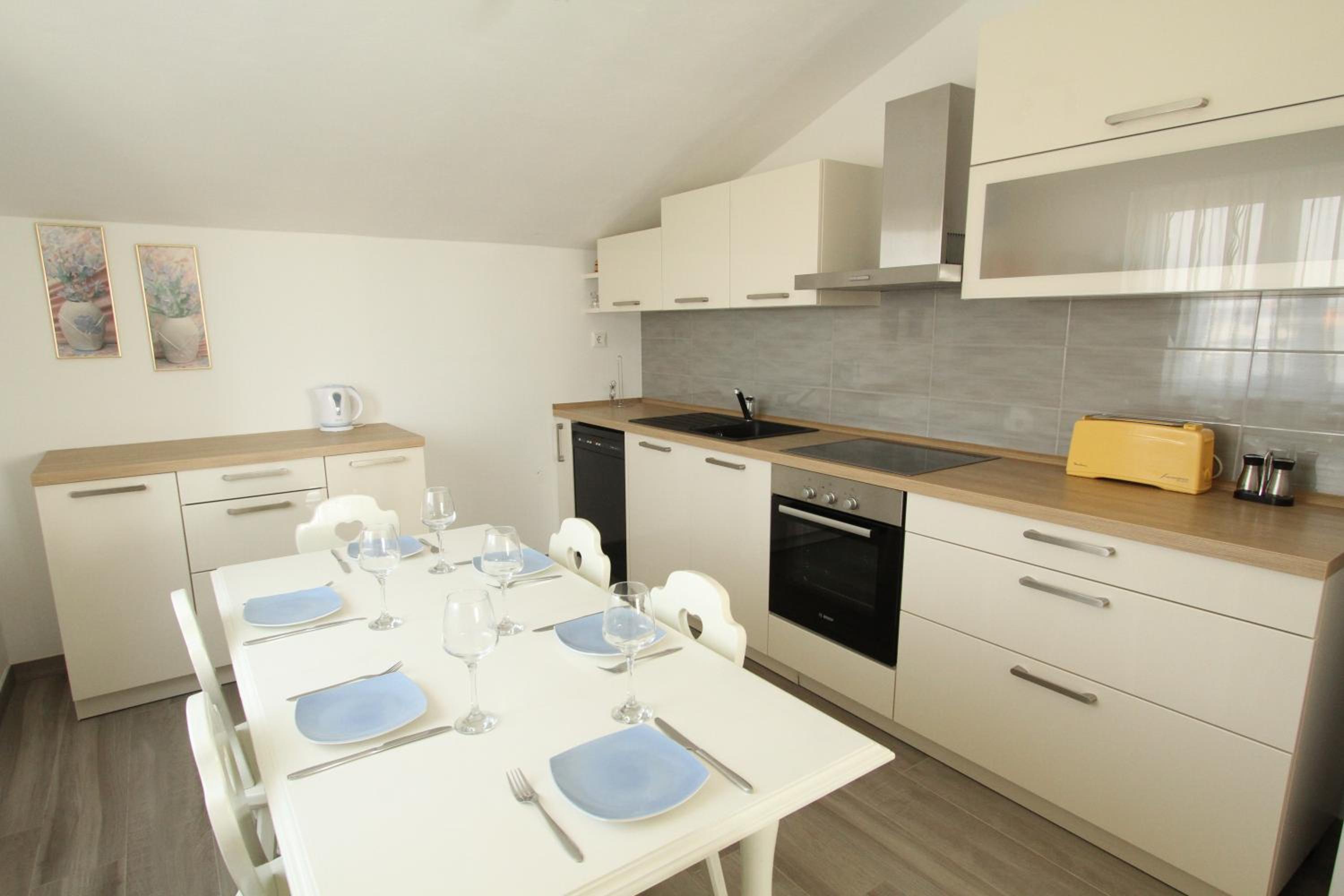 Apartment with Sea View photo 2