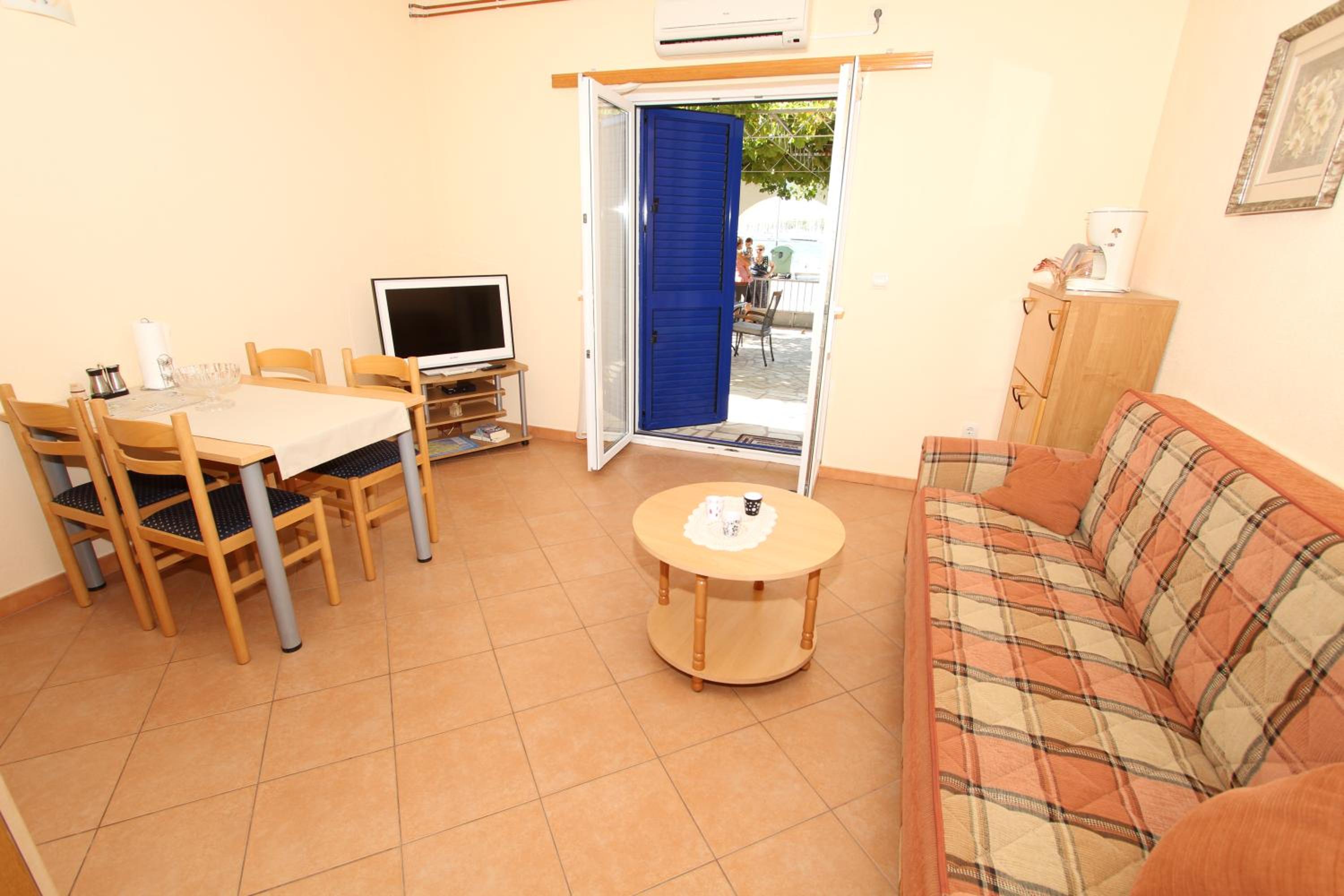 Apartment - Ground Floor photo 1