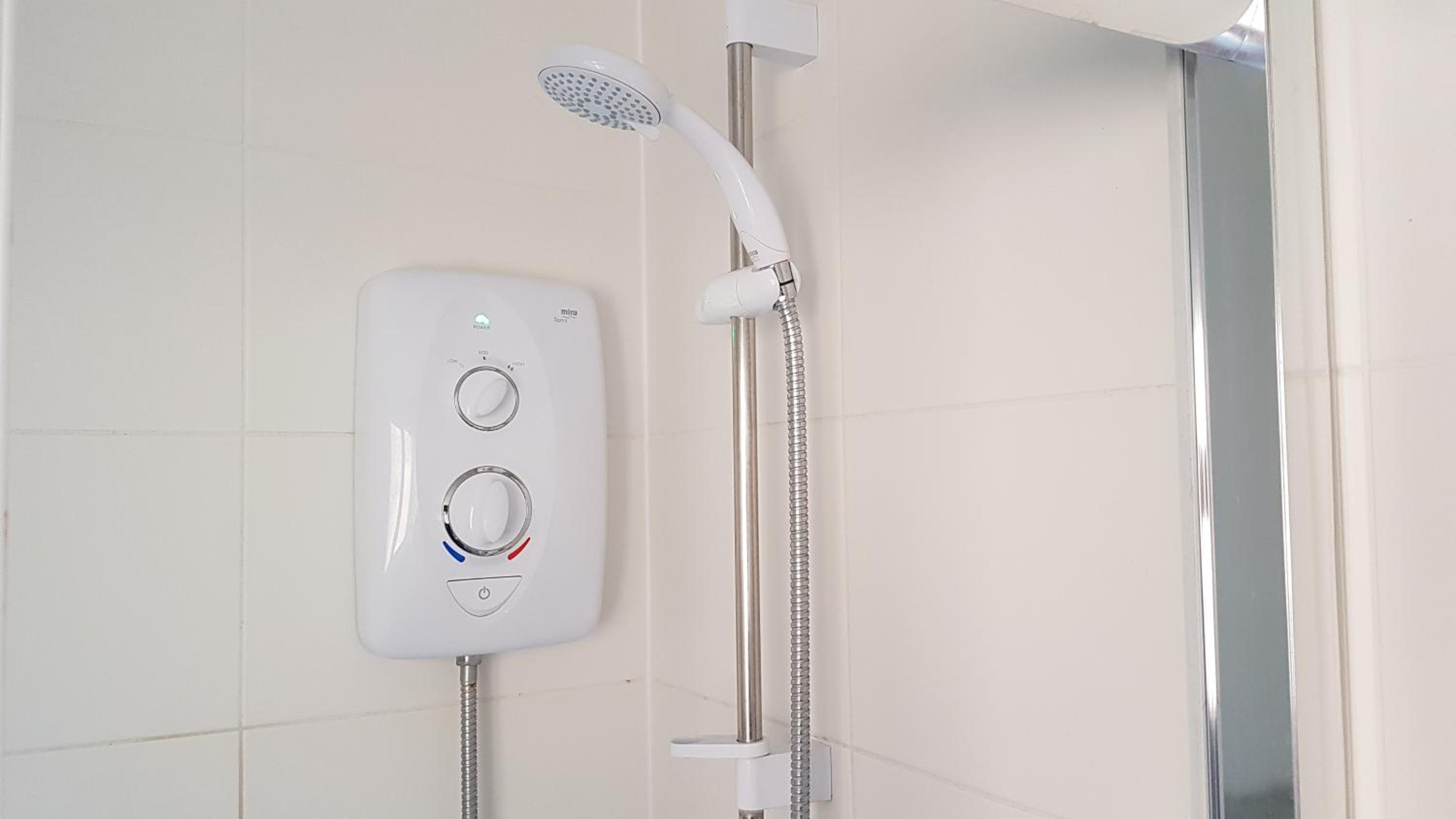 Standard Twin Room With Shared Bathroom photo 3