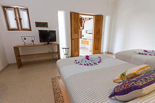 Standard Double Room with Two Double Beds - Photo 1