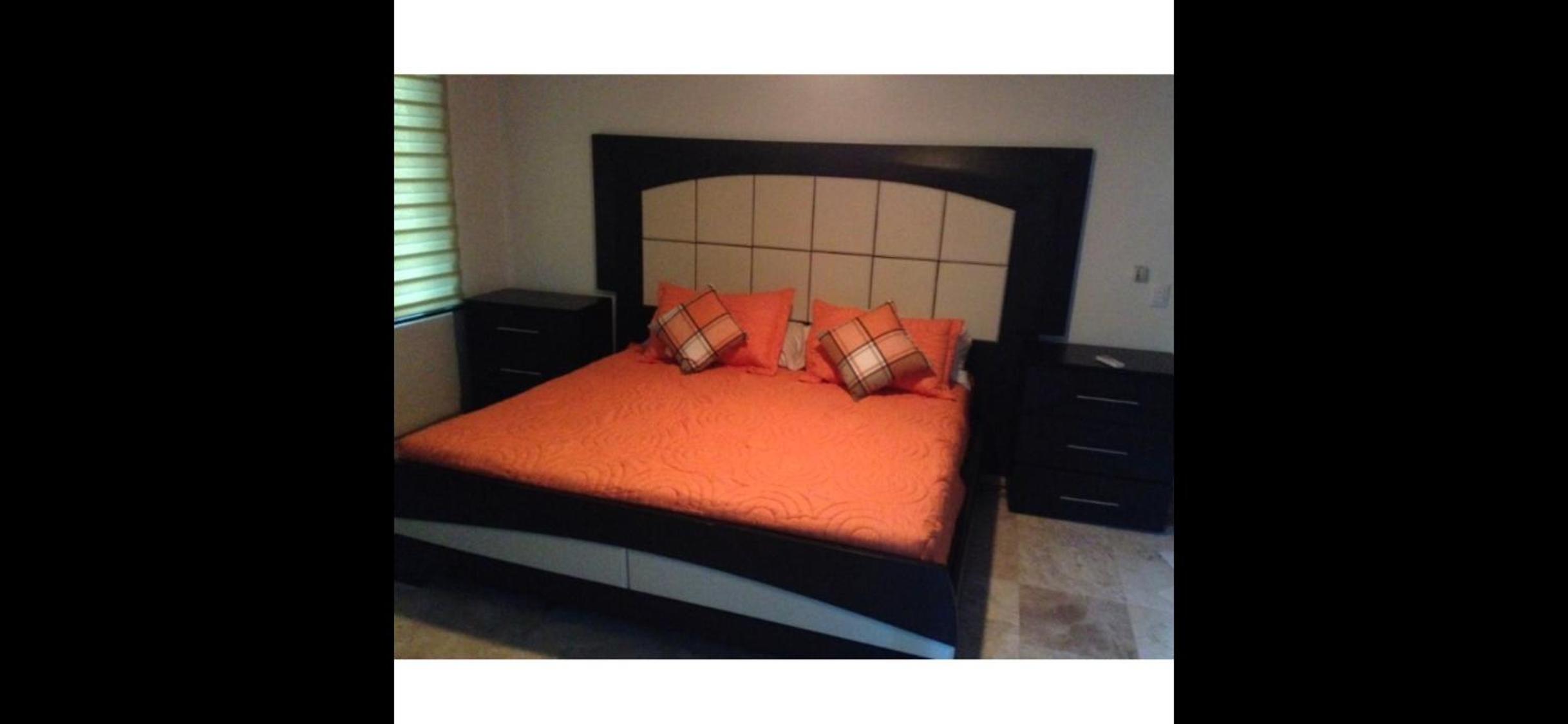 Four-Bedroom House photo 1