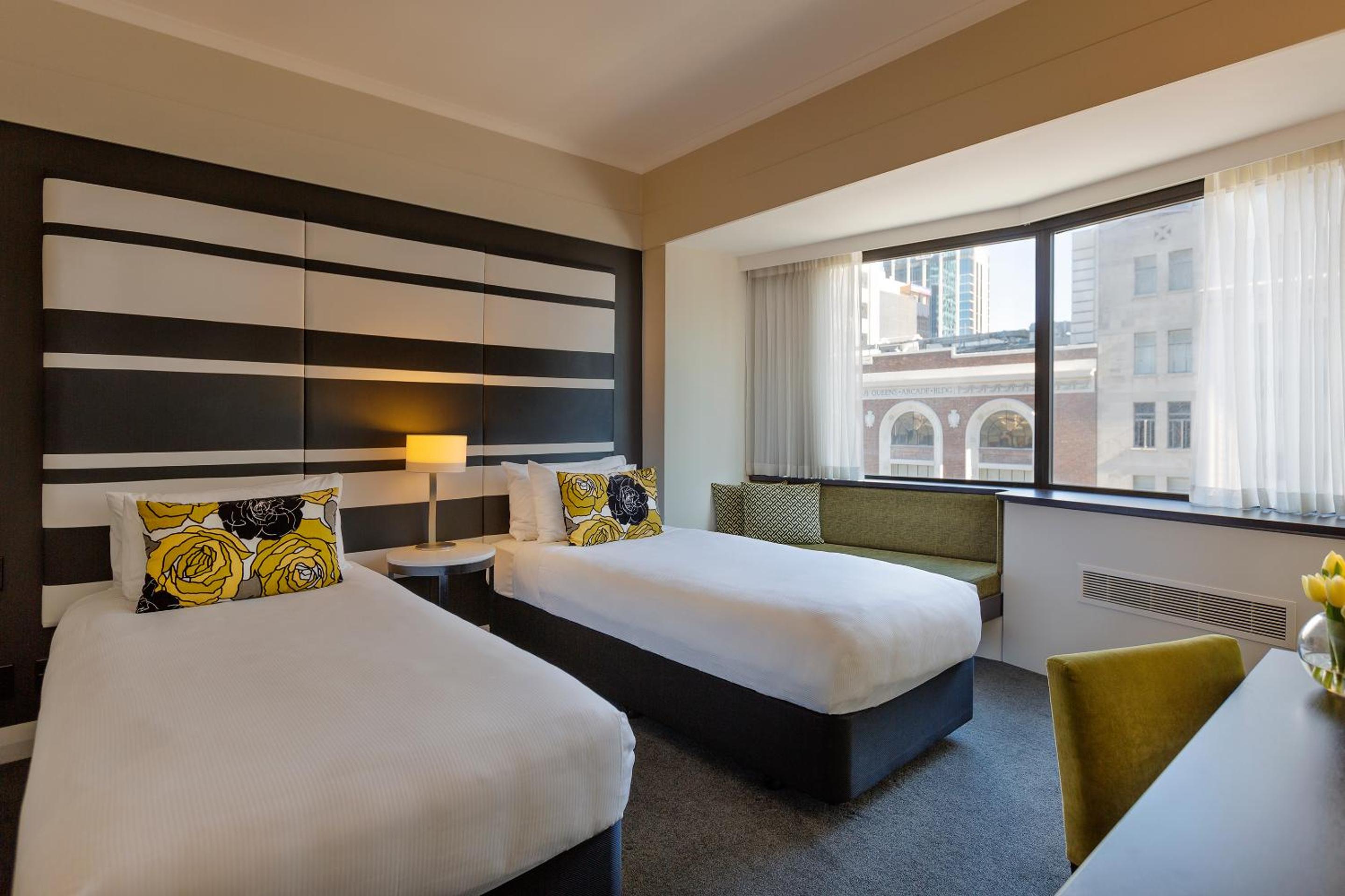 Superior Room with Two Single Beds - City Side