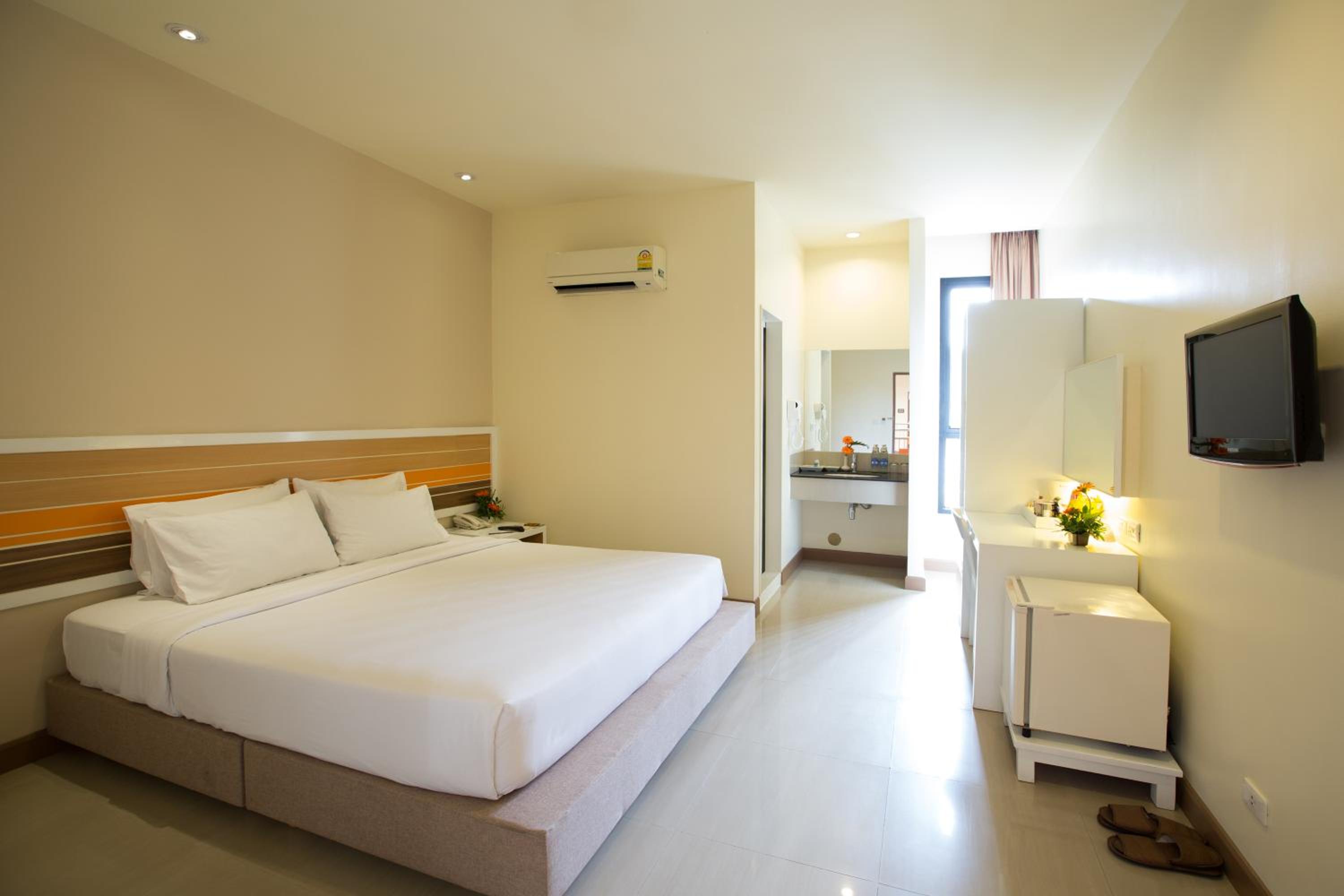 Superior Deluxe Double or Twin Room  - Photo 1