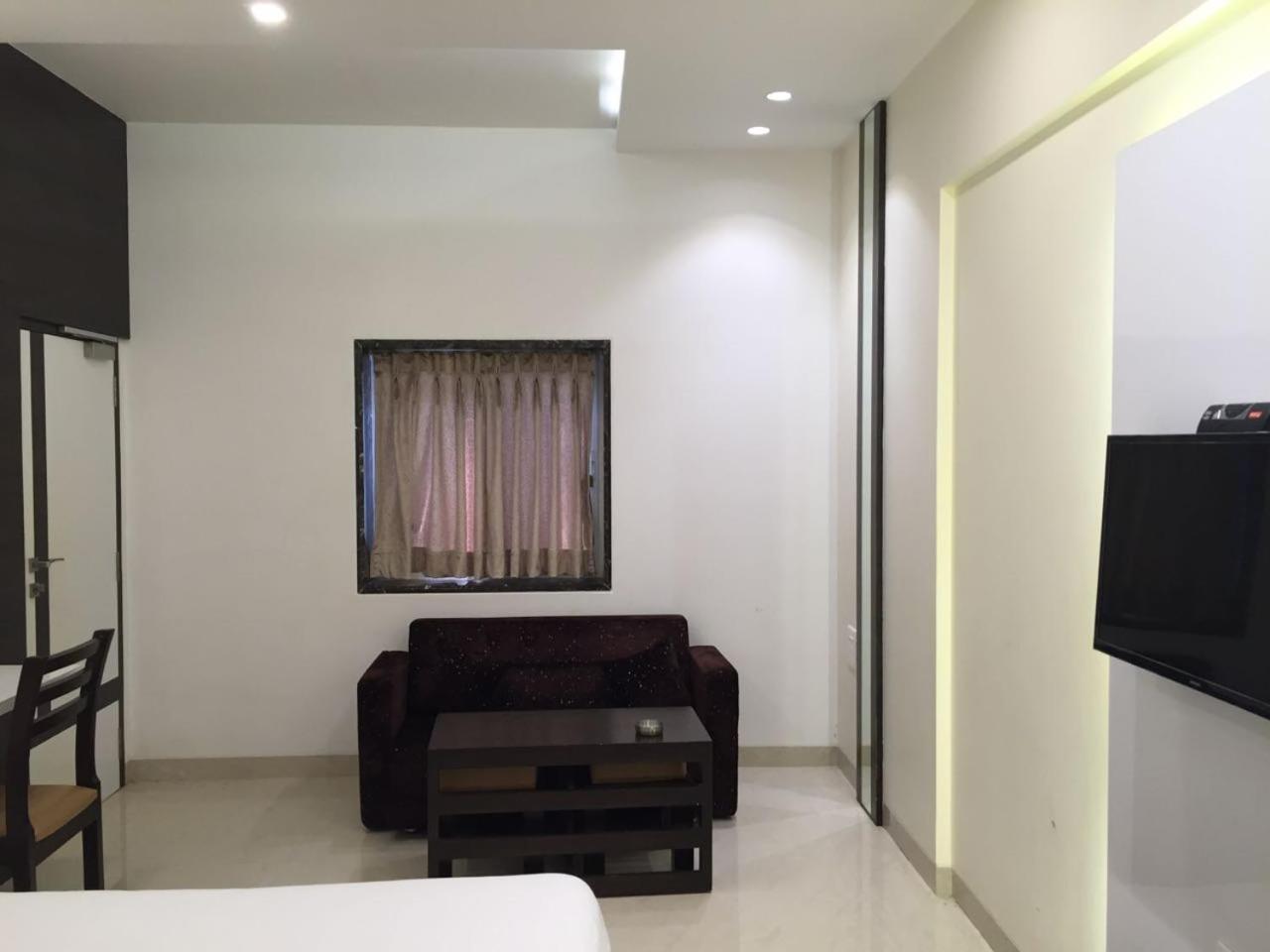 Deluxe Double or Twin Room photo 1