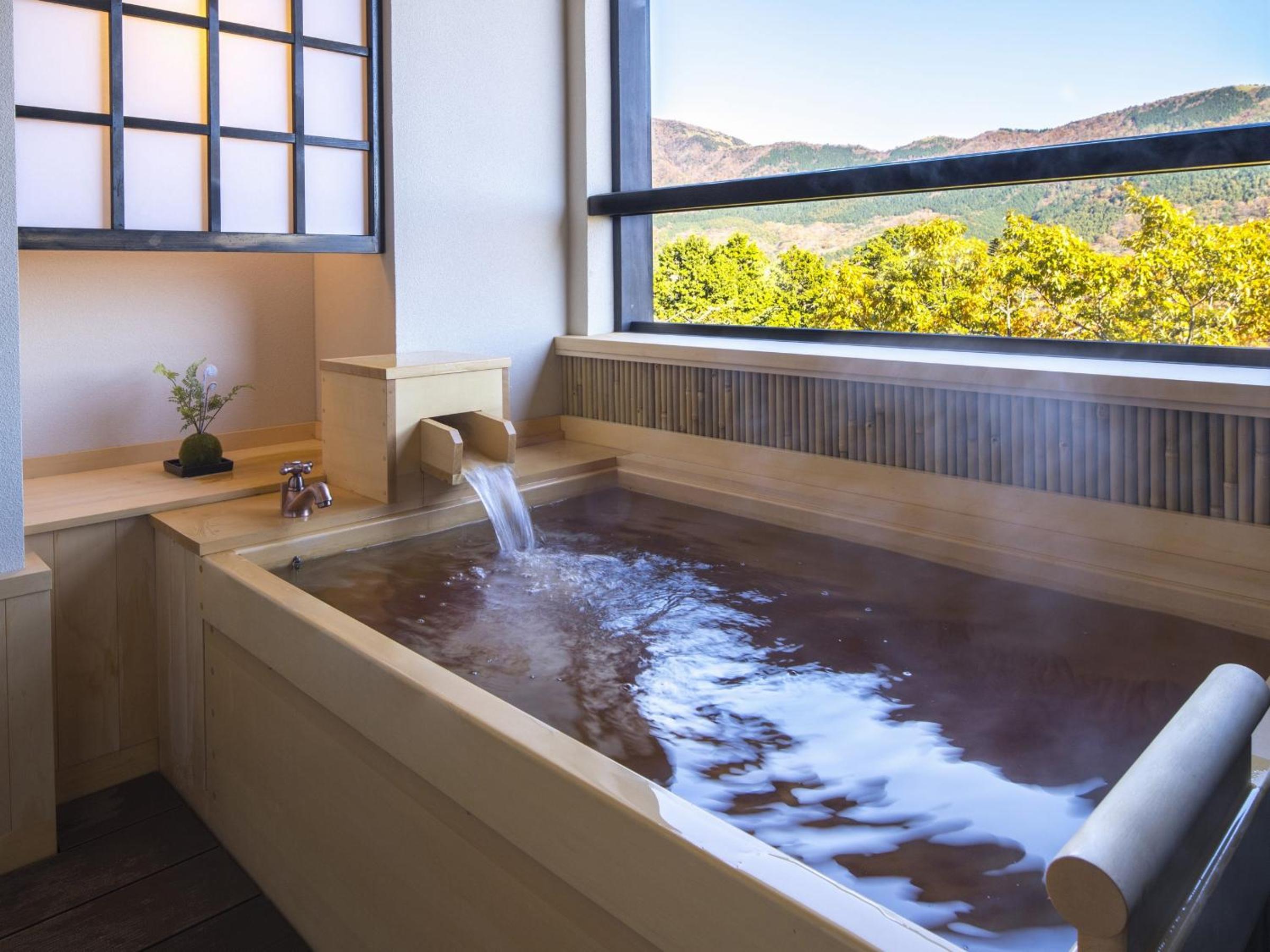 Standard Twin Room with Tatami Area with Open Air Bath and Garden View - Non-Smoking - Photo 10