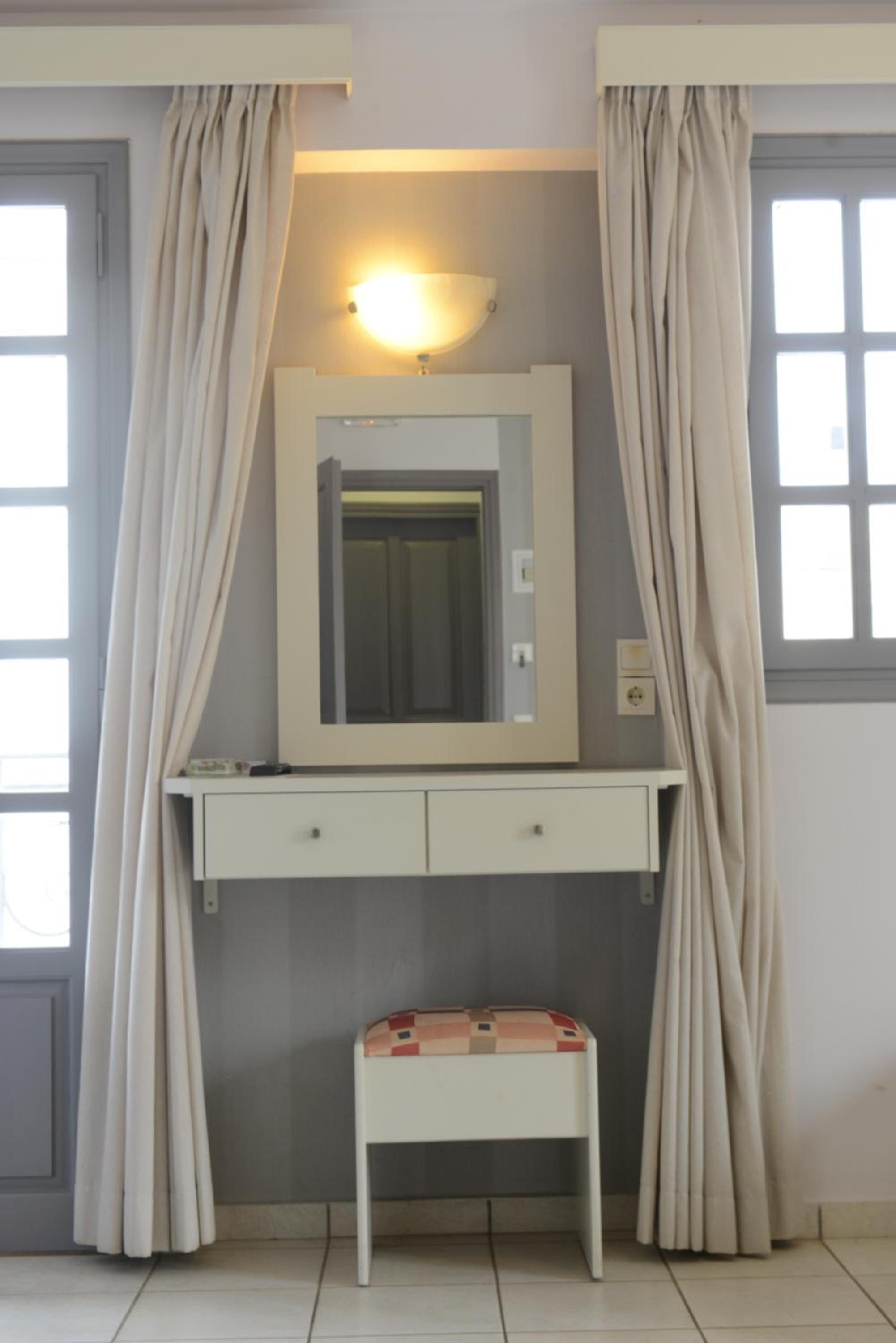 Studio (3 Adults) - Photo 3