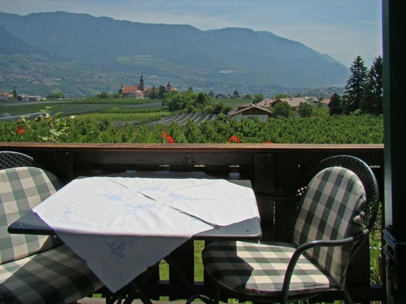 Apartment with Mountain View photo 3
