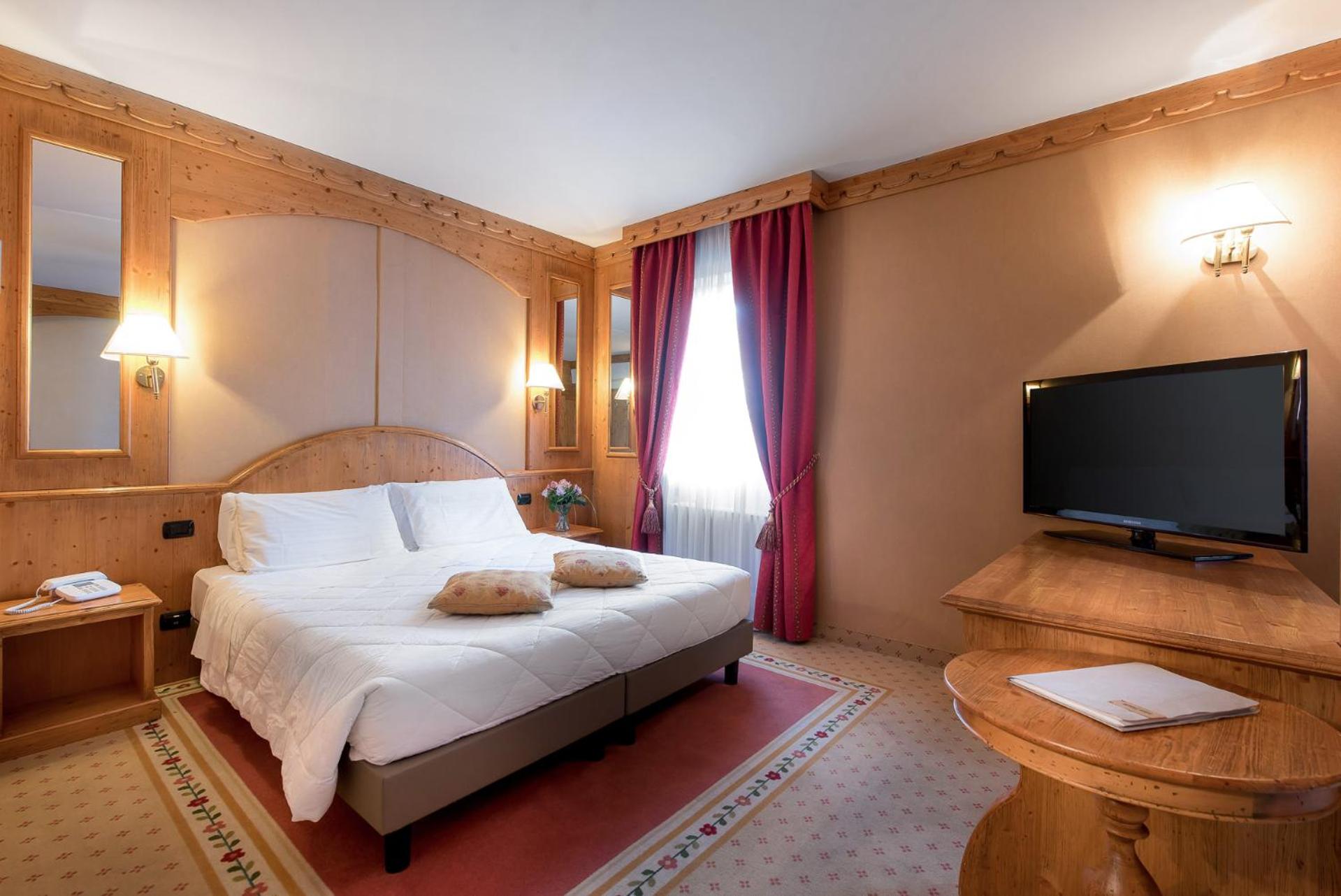 Basic Triple Room photo 3
