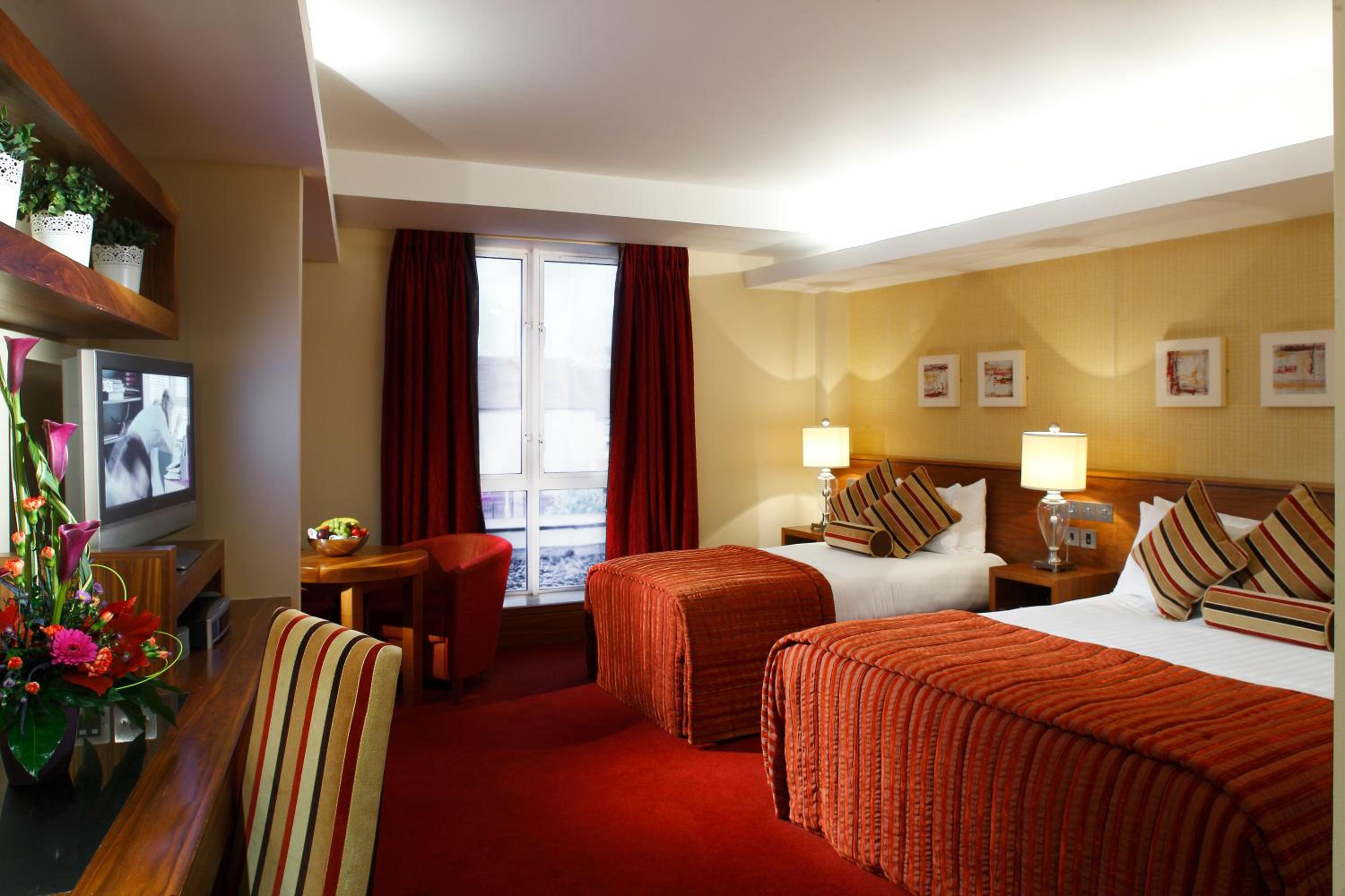 Executive Twin or Double Room - Photo 5