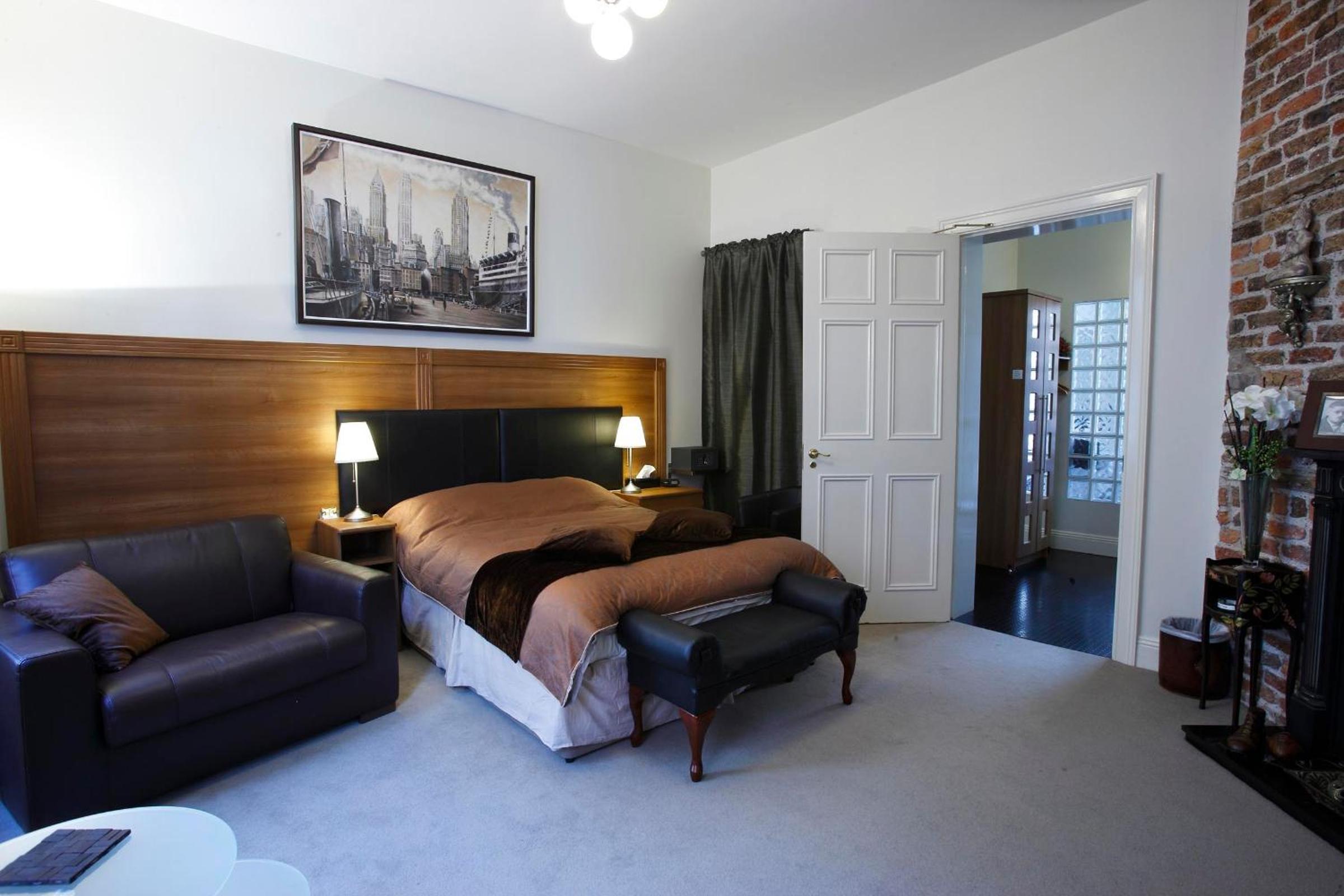 The James Joyce Suite ( Single & King ) photo 1