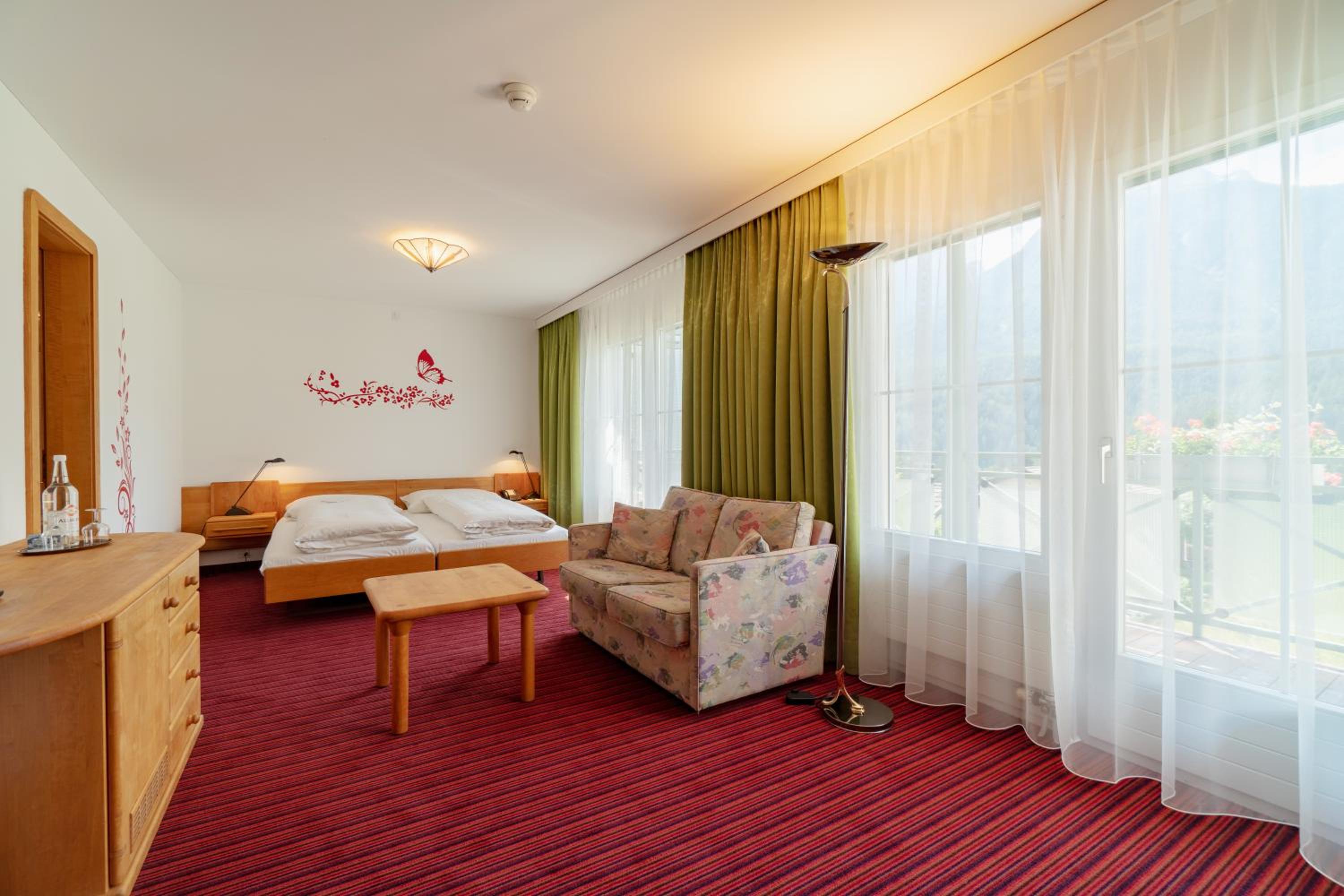 Quadruple Room with Balcony photo 1