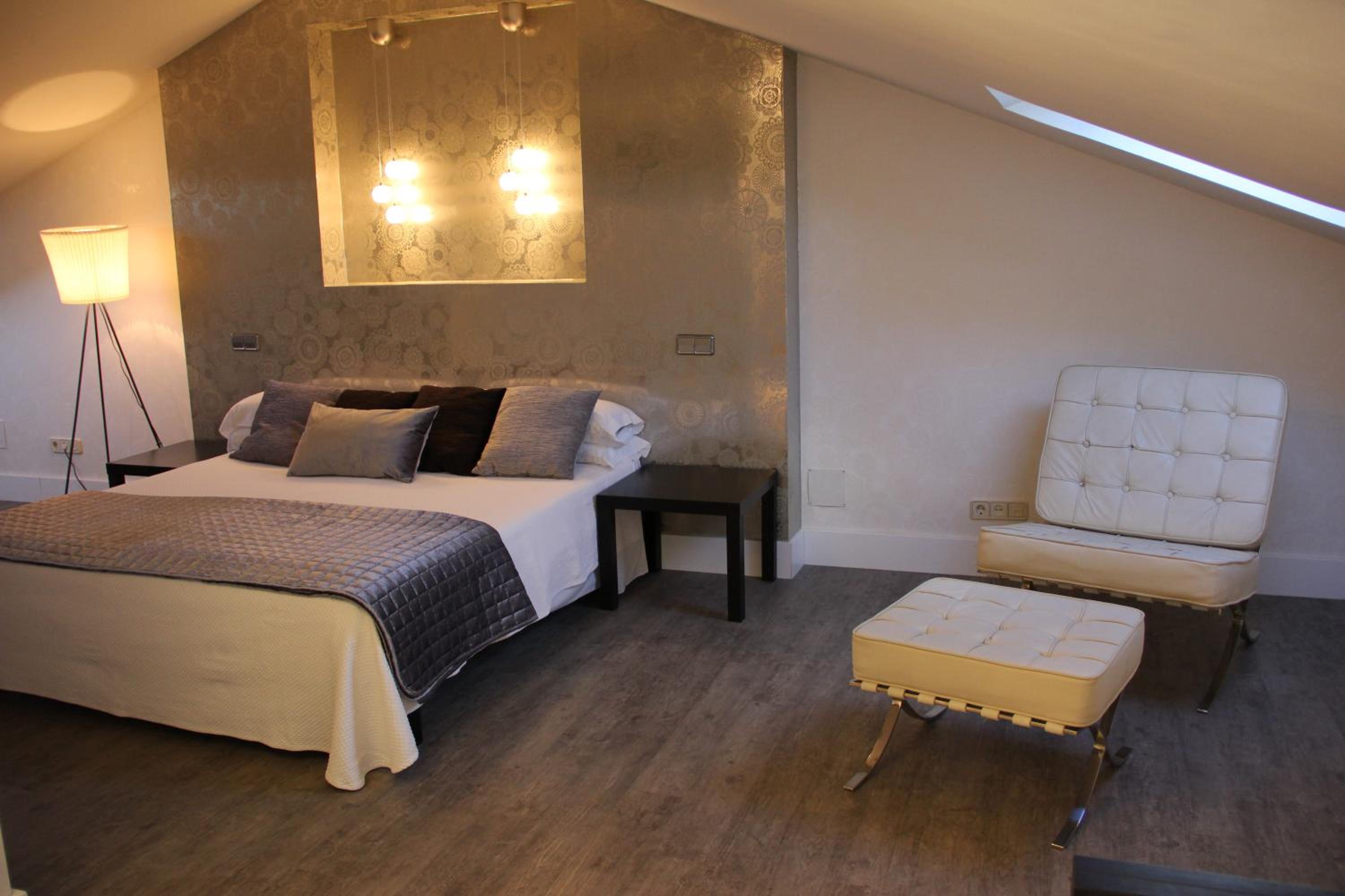 Deluxe Suite with Spa Bath photo 3