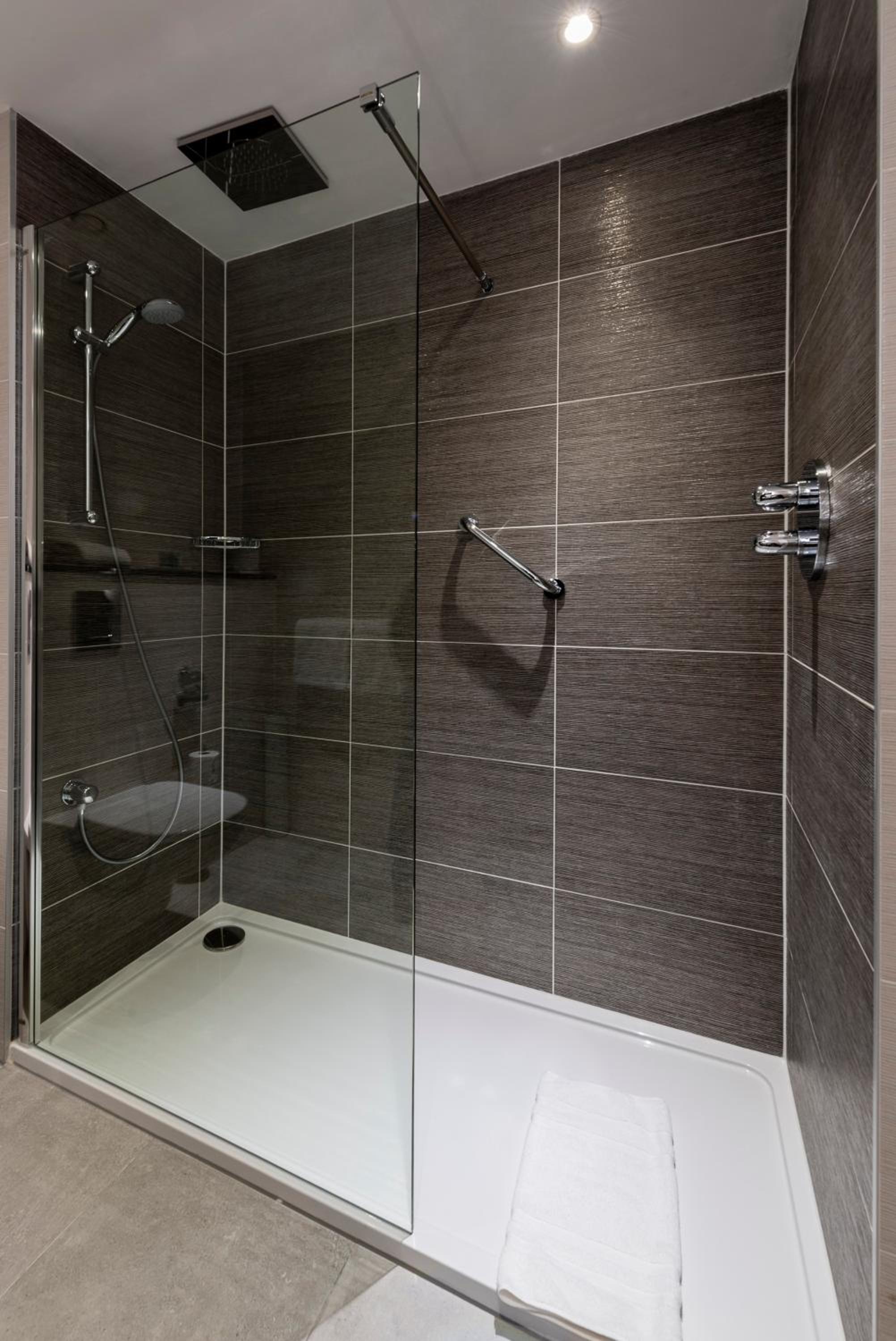 Executive Double Room - Photo 7