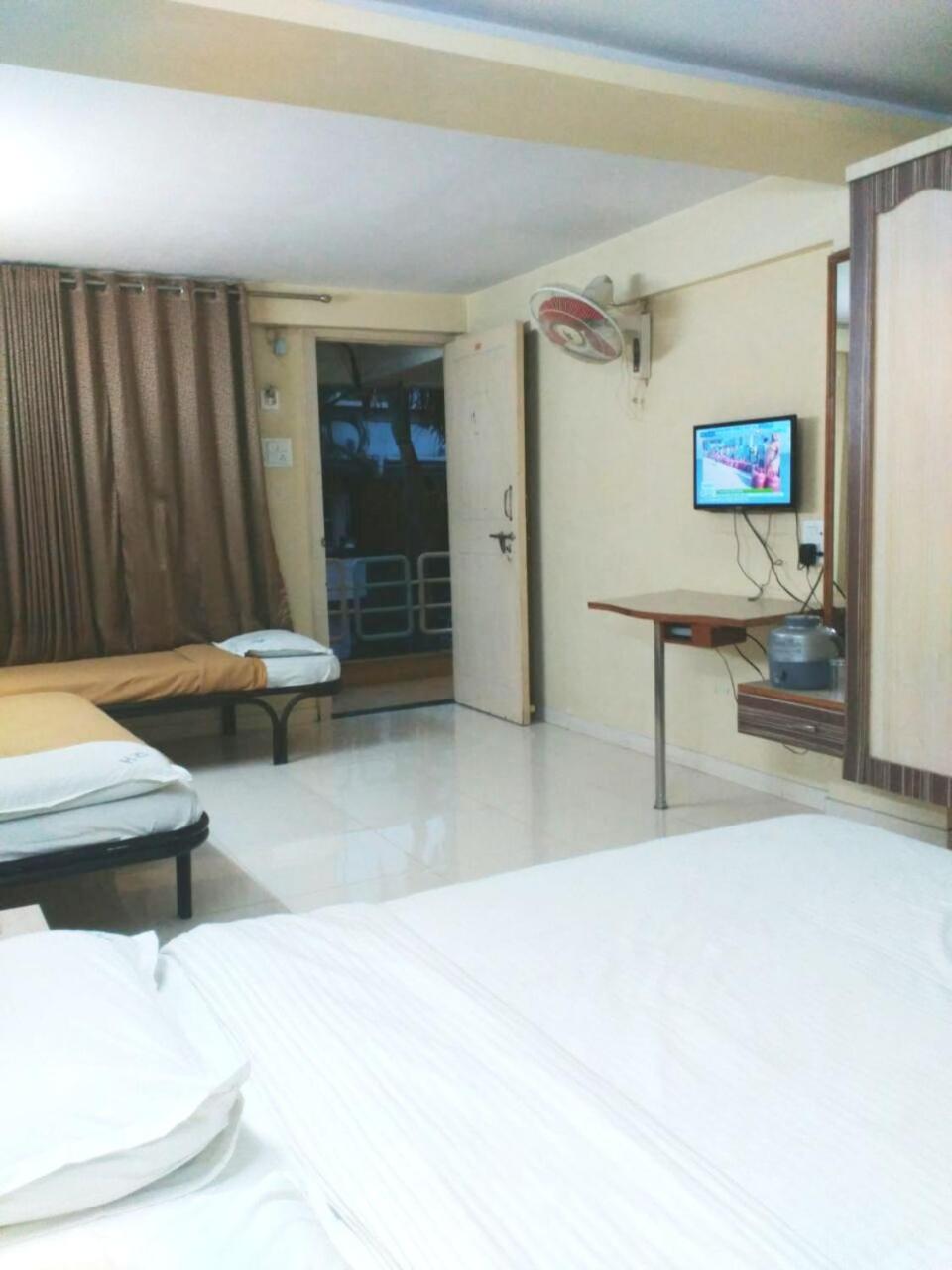 Deluxe Room (5 Adults)