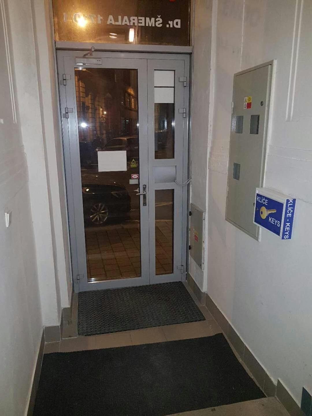 Apartment with Sauna - Photo 20