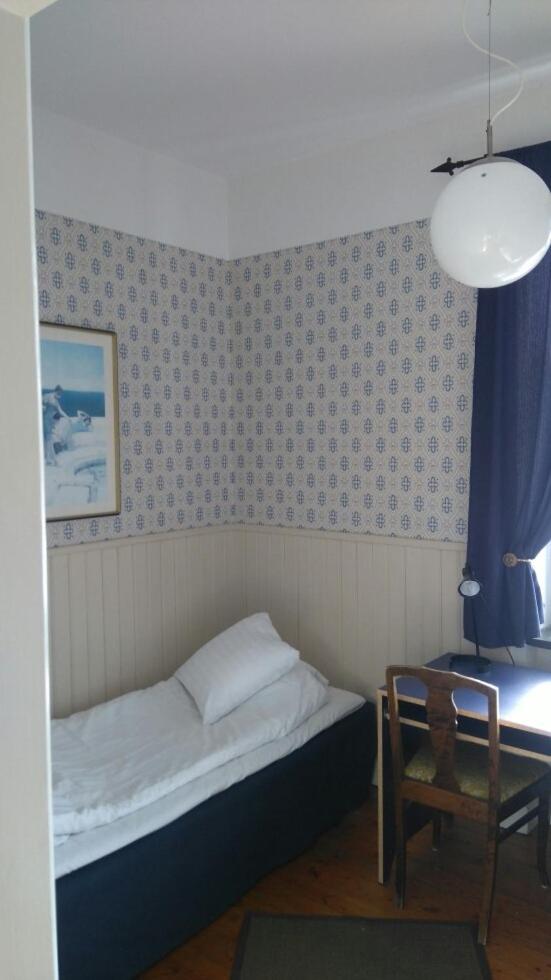 Double Room with Private Bathroom - Photo 1