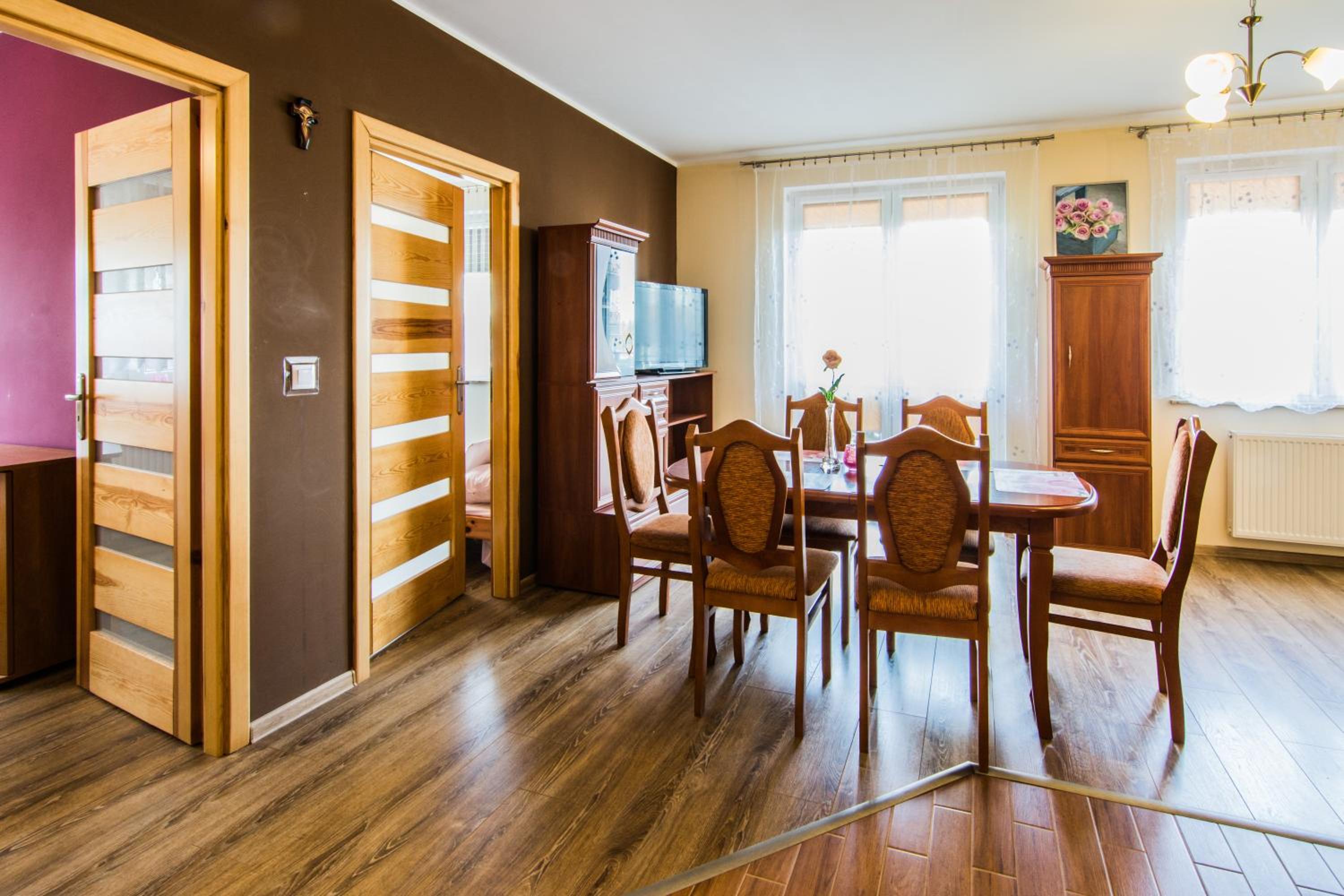 Two-Bedroom Apartment (Różany) photo 2