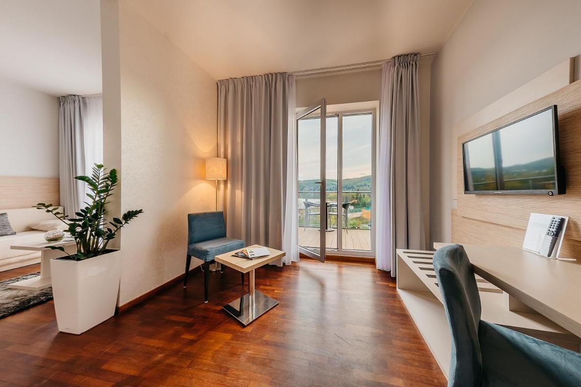 One-Bedroom Suite photo 2