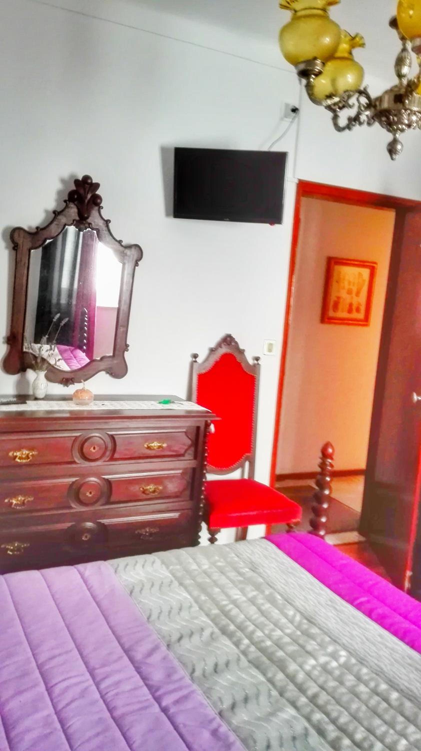 Double Room with Shared Bathroom photo 2