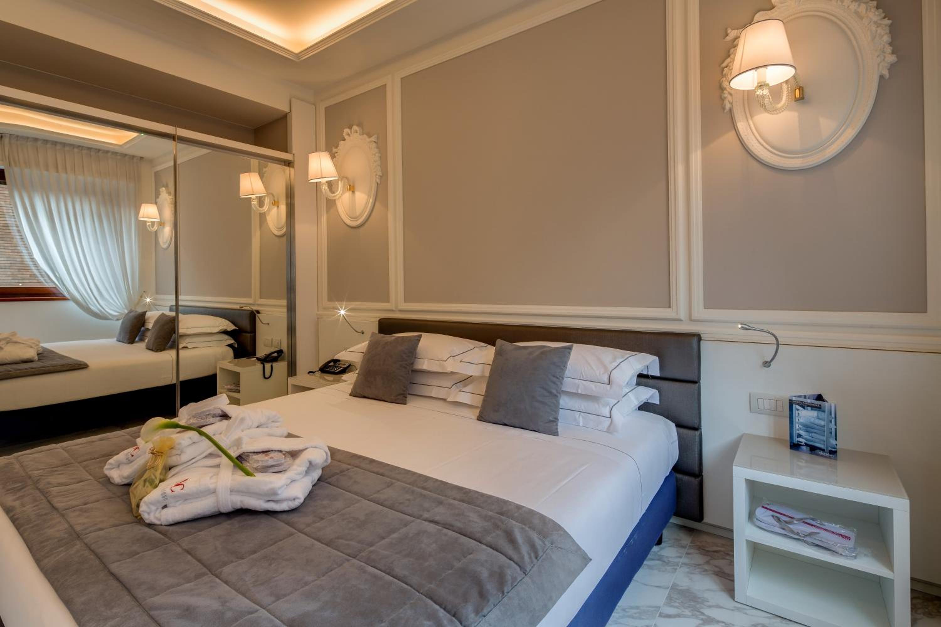 Superior Double Room - Photo 6