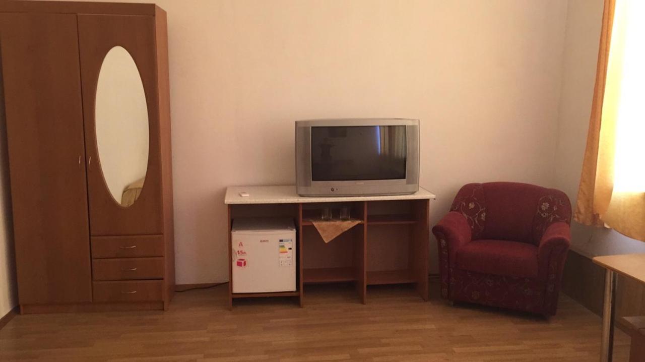 Standard Double Room photo 3