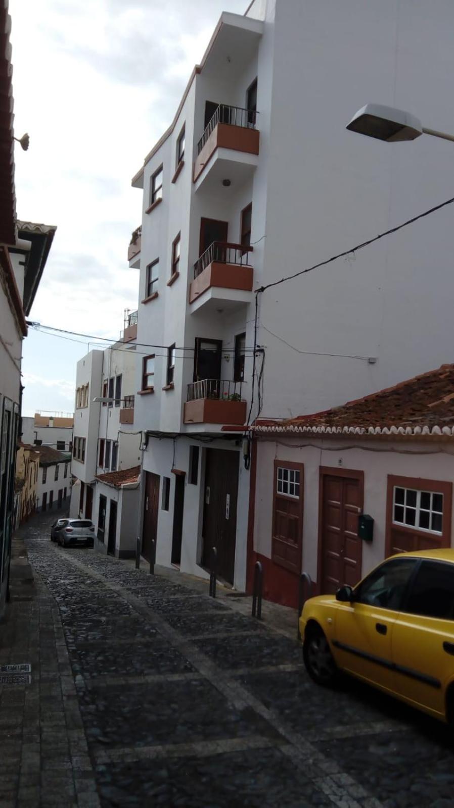 One-Bedroom House - Photo 3