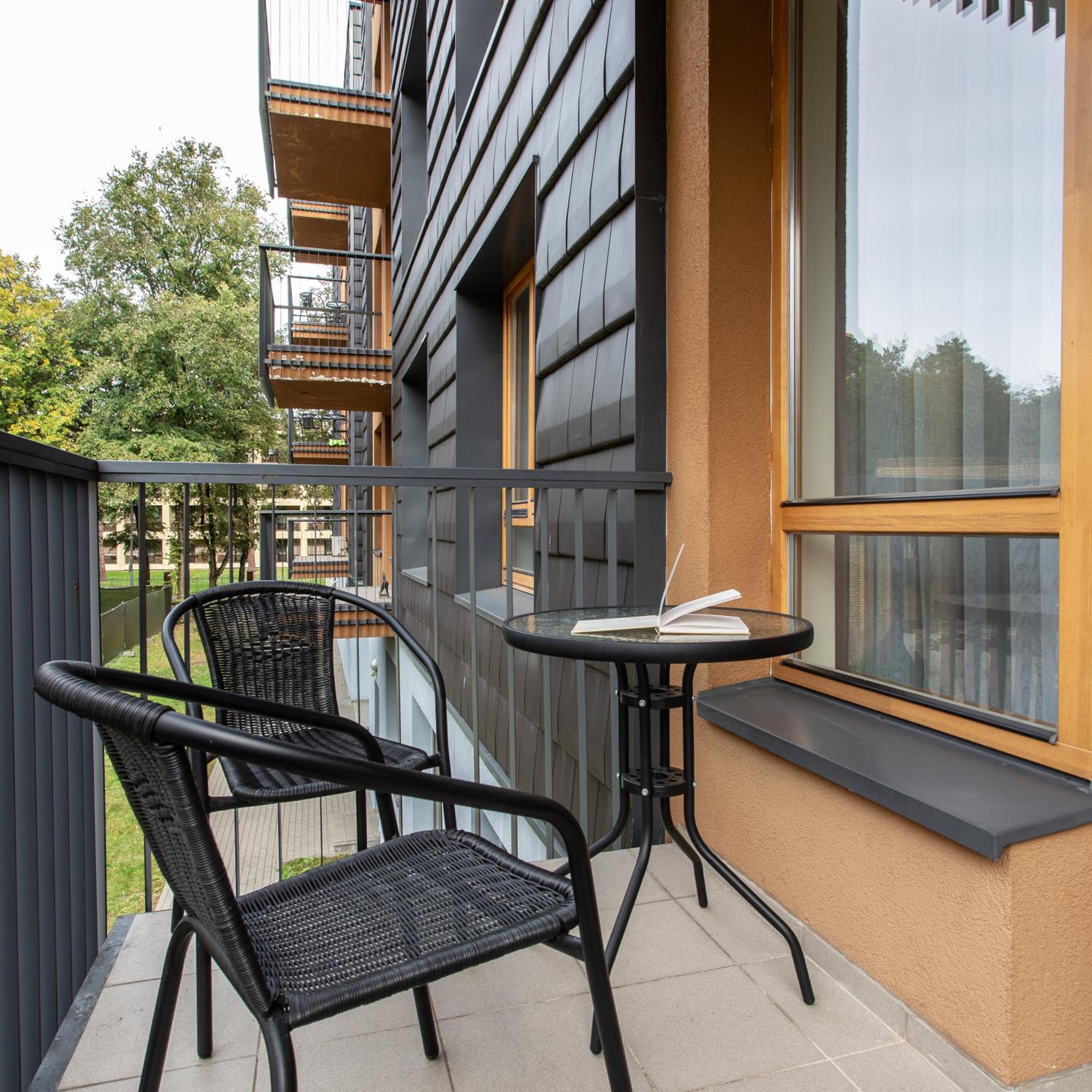 Apartment with Balcony - Photo 13