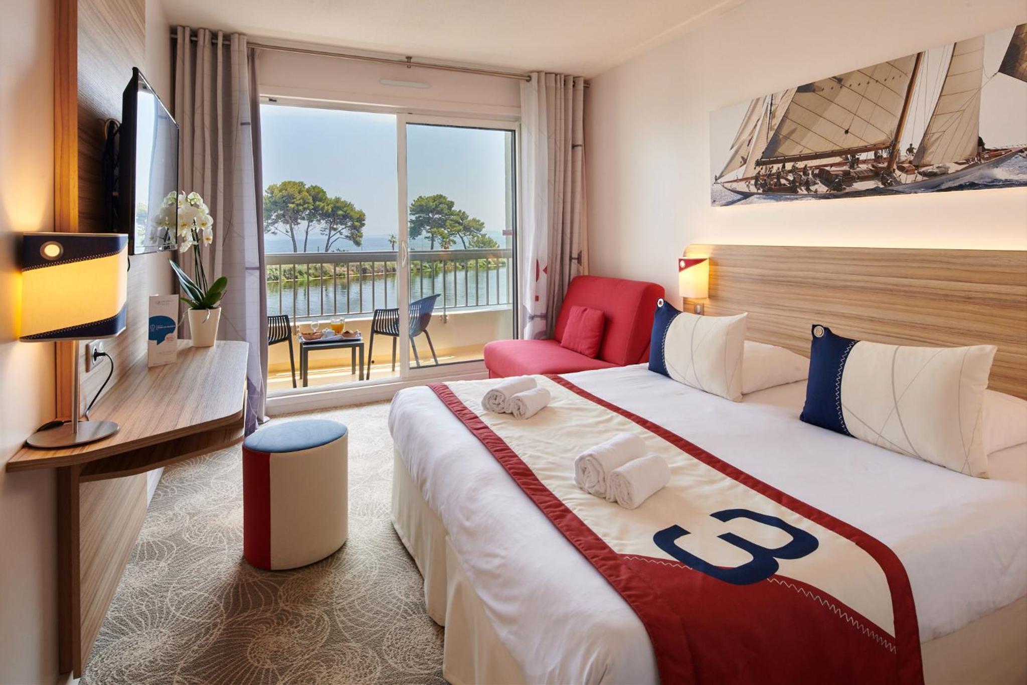 Triple Room with Sea View - Photo 1