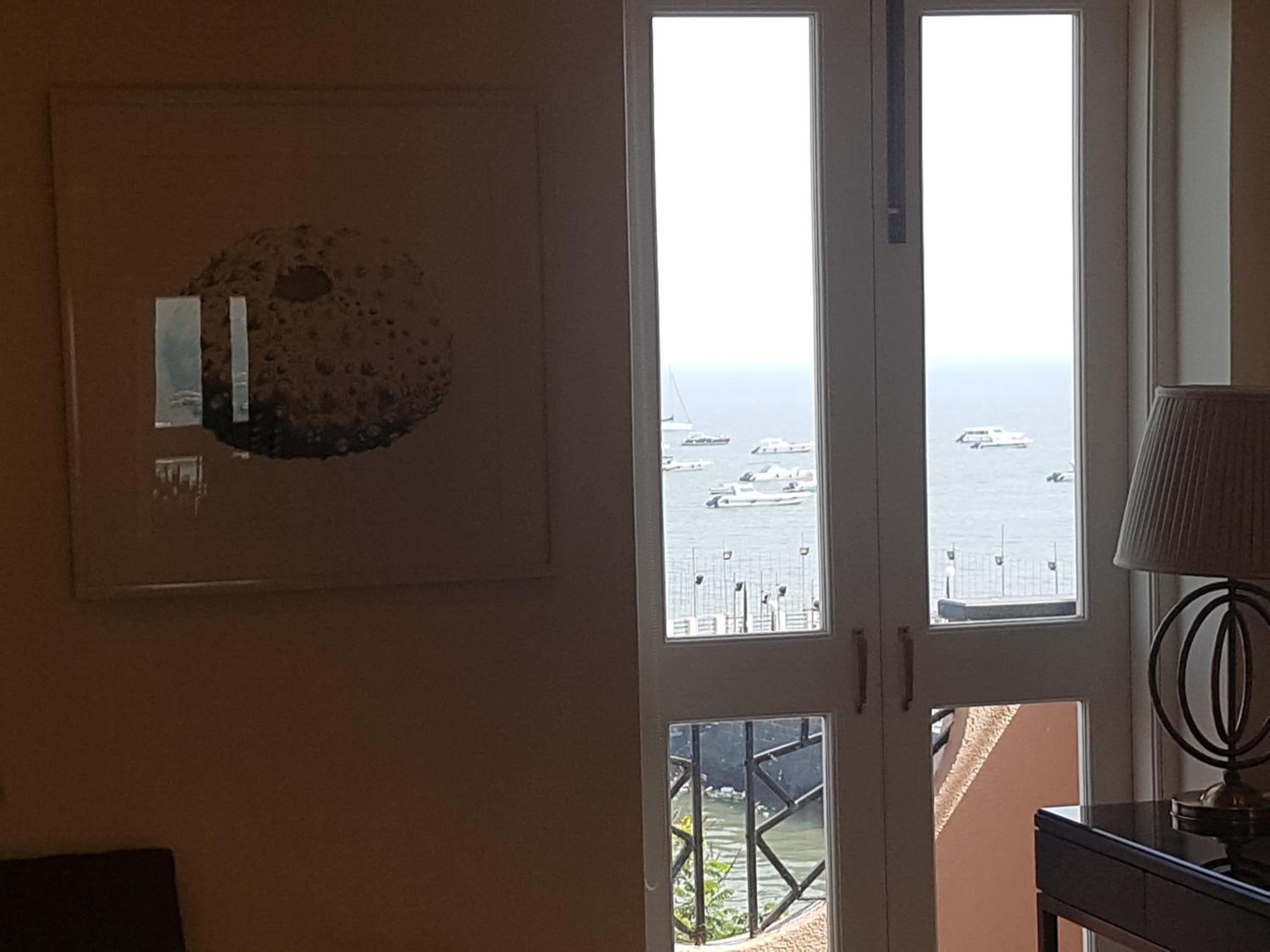 Superior Deluxe Balcony Sea Facing Room - Photo 3