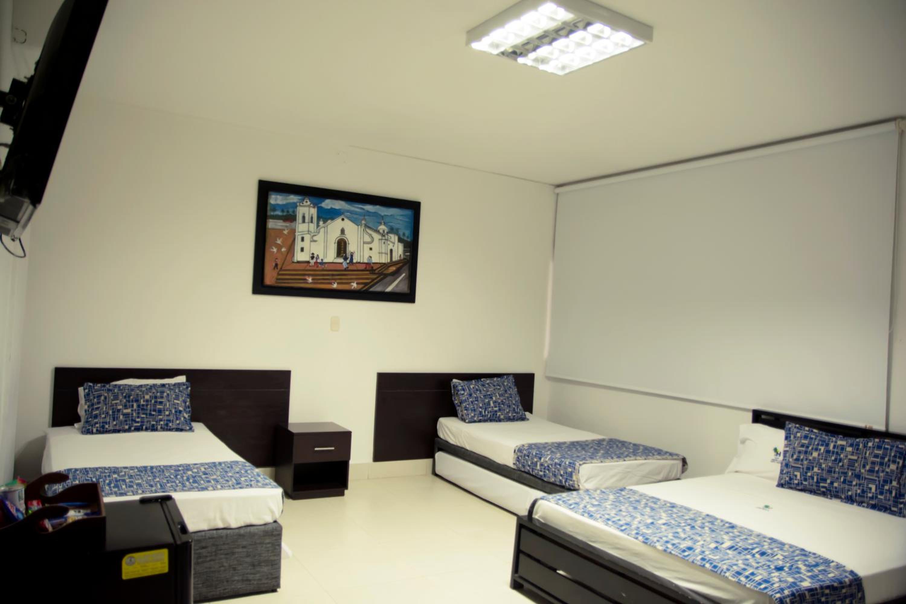 Quintuple Room