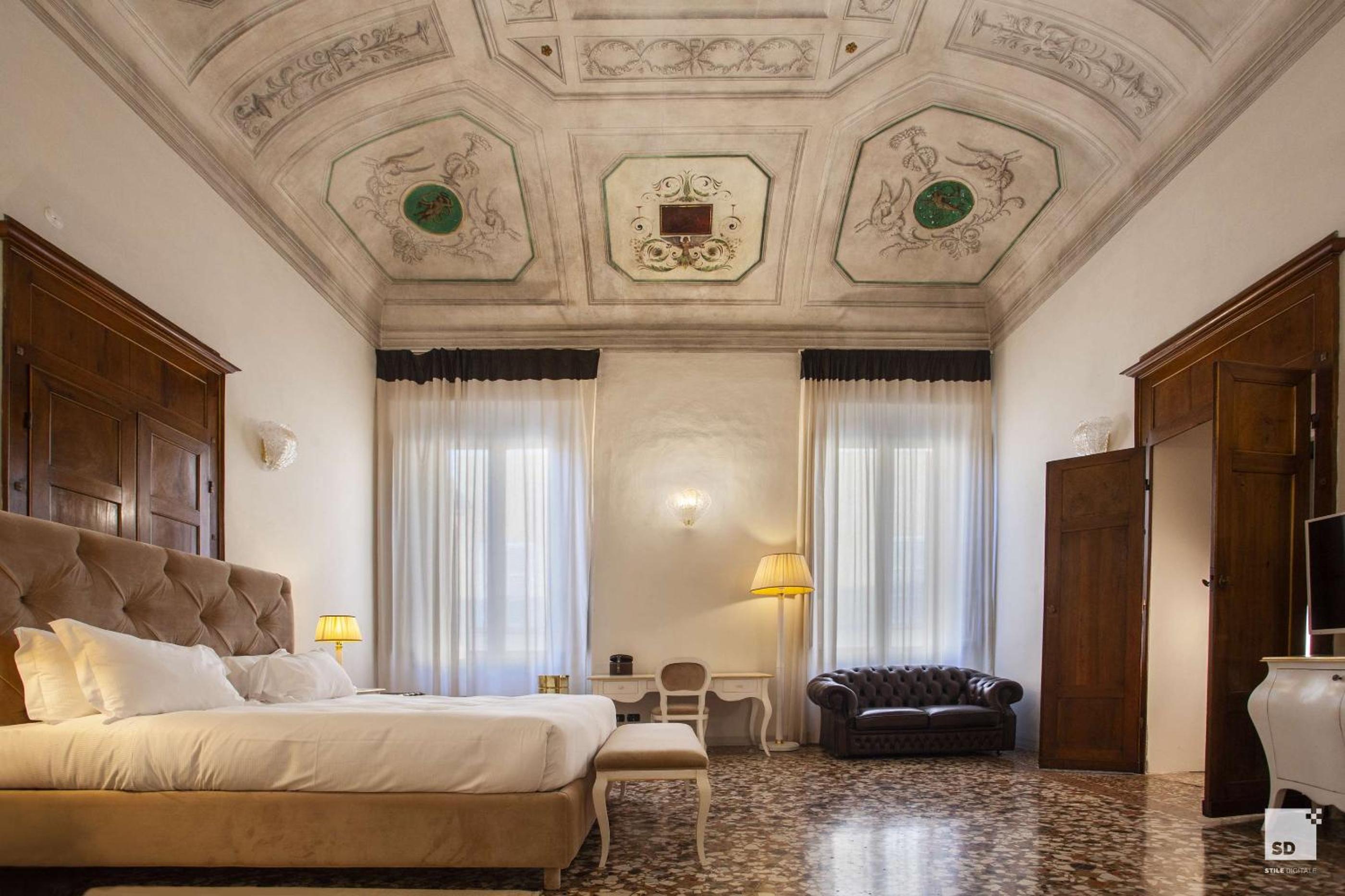 Room with Frescoes