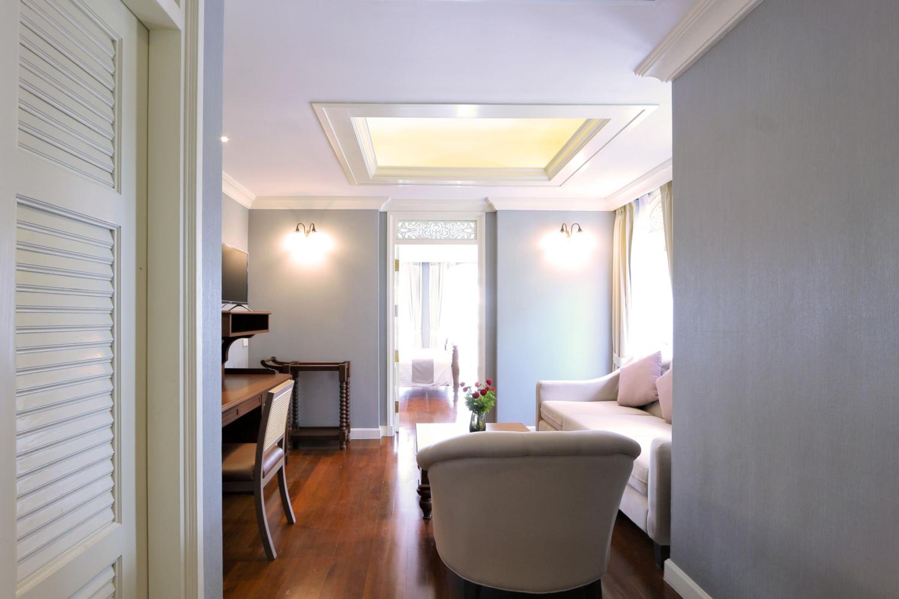 Suite with River View