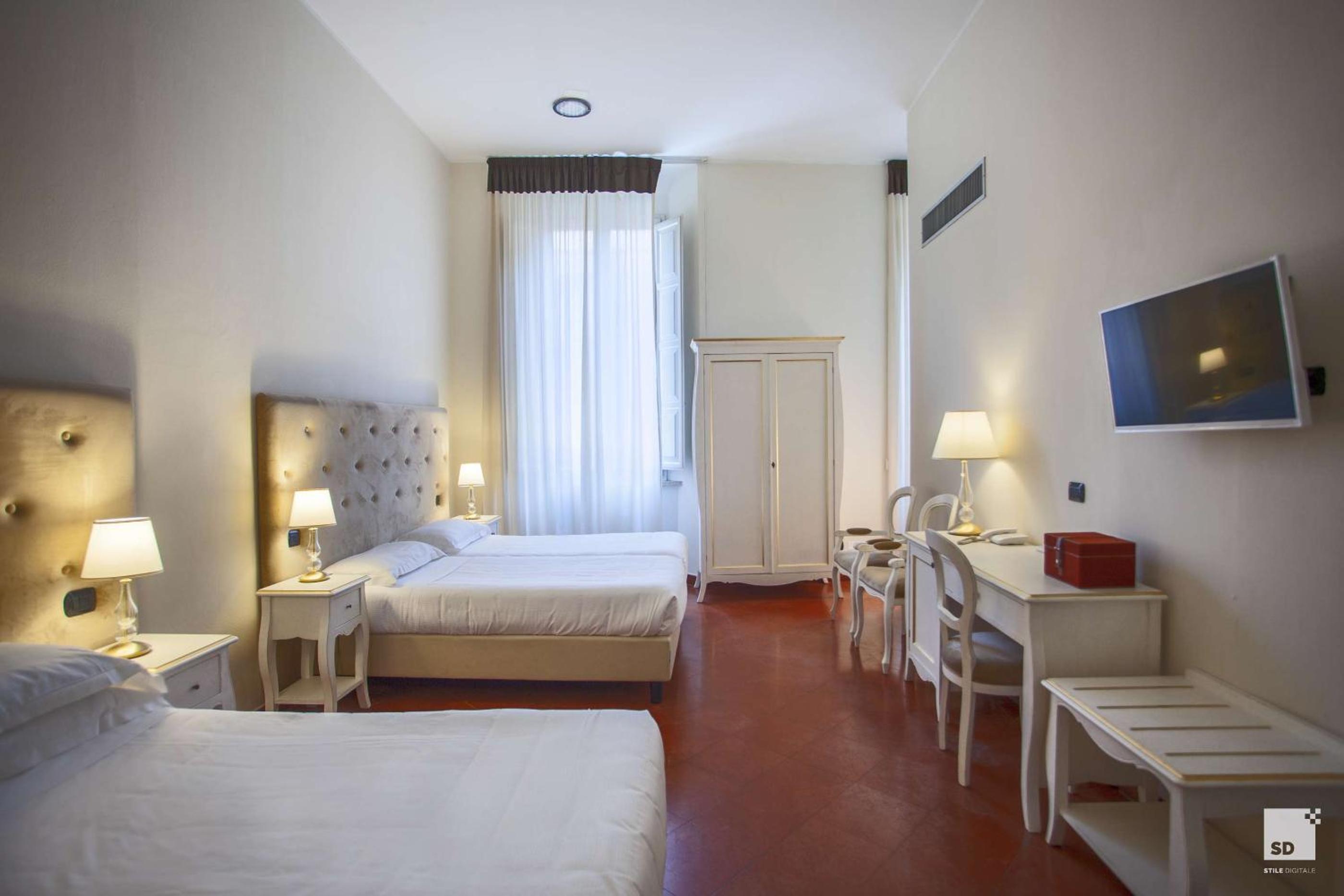 Quadruple Room - Photo 2