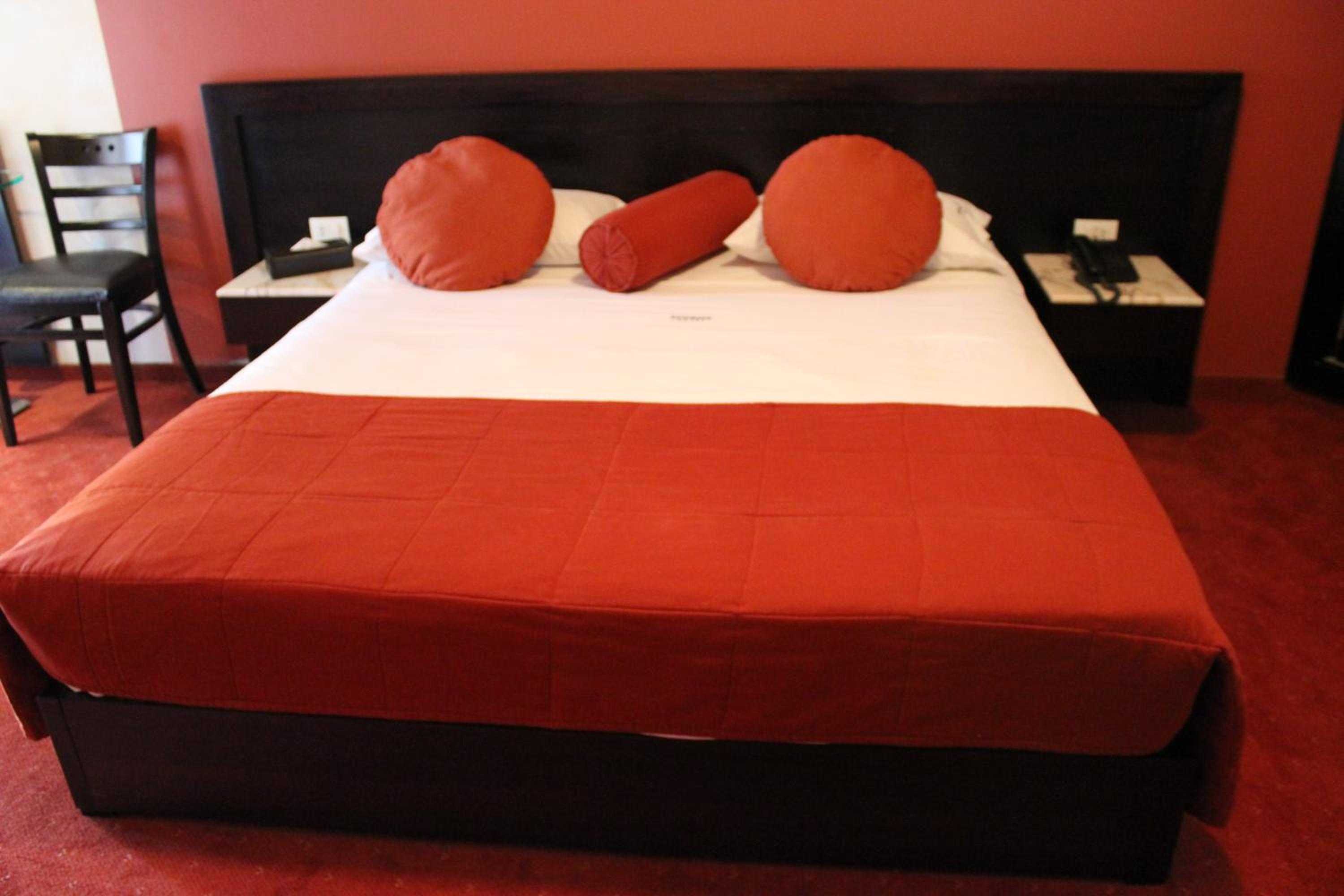 Standard Double Room photo 2