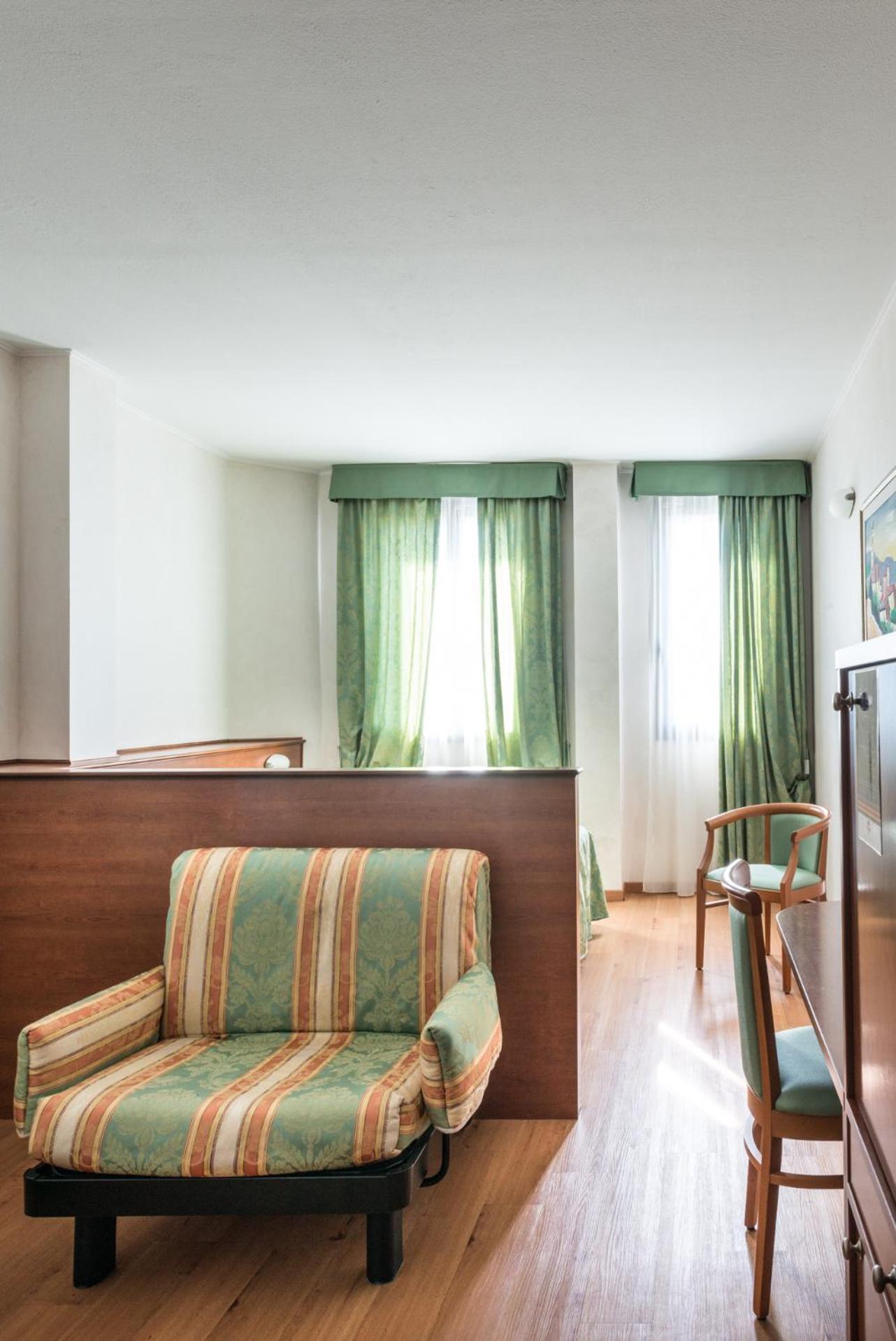 Standard Family Room