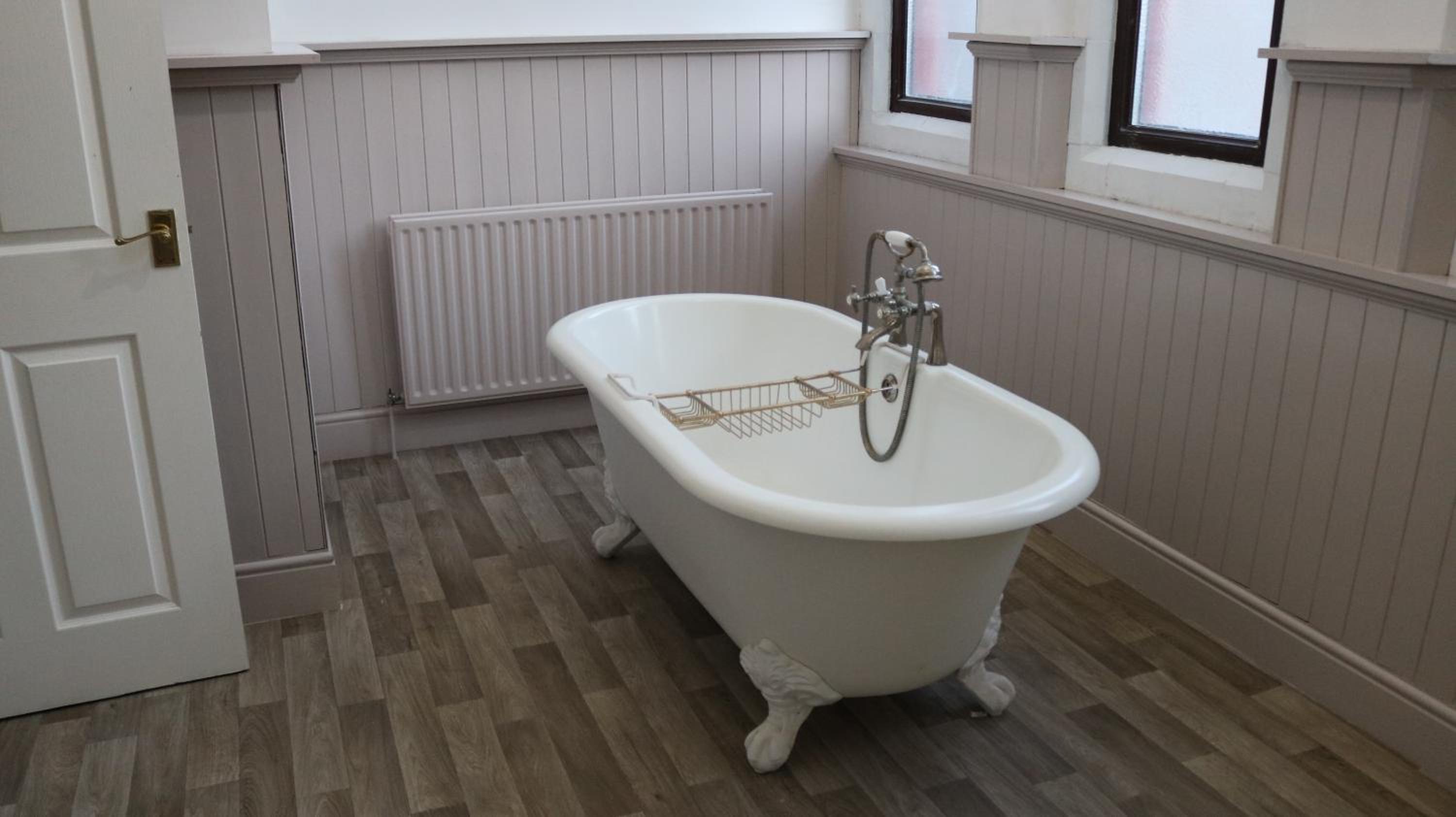 Double Room with Private Bathroom - Photo 2