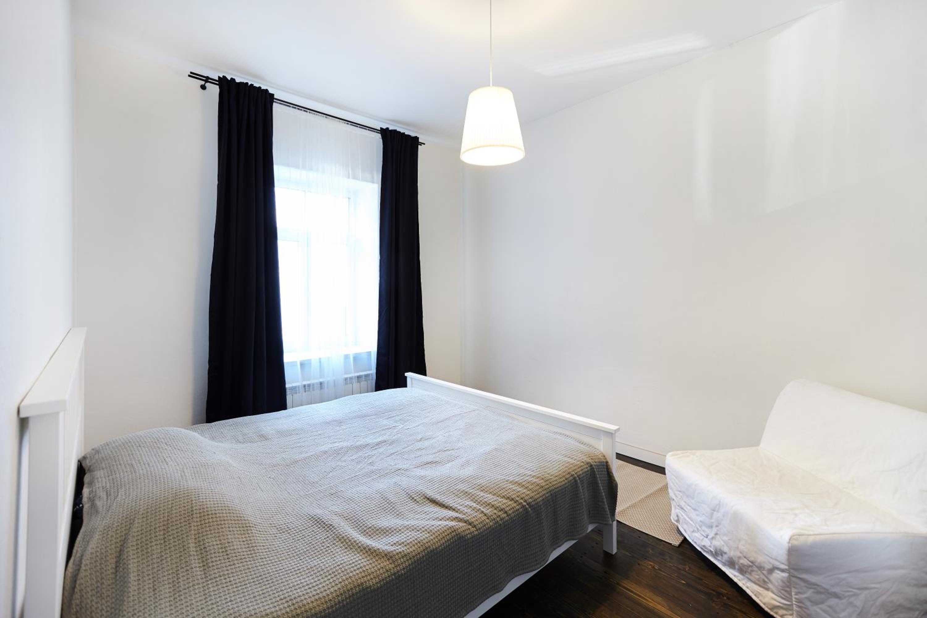 Standard Two-Bedroom Apartment with Balcony - Photo 3