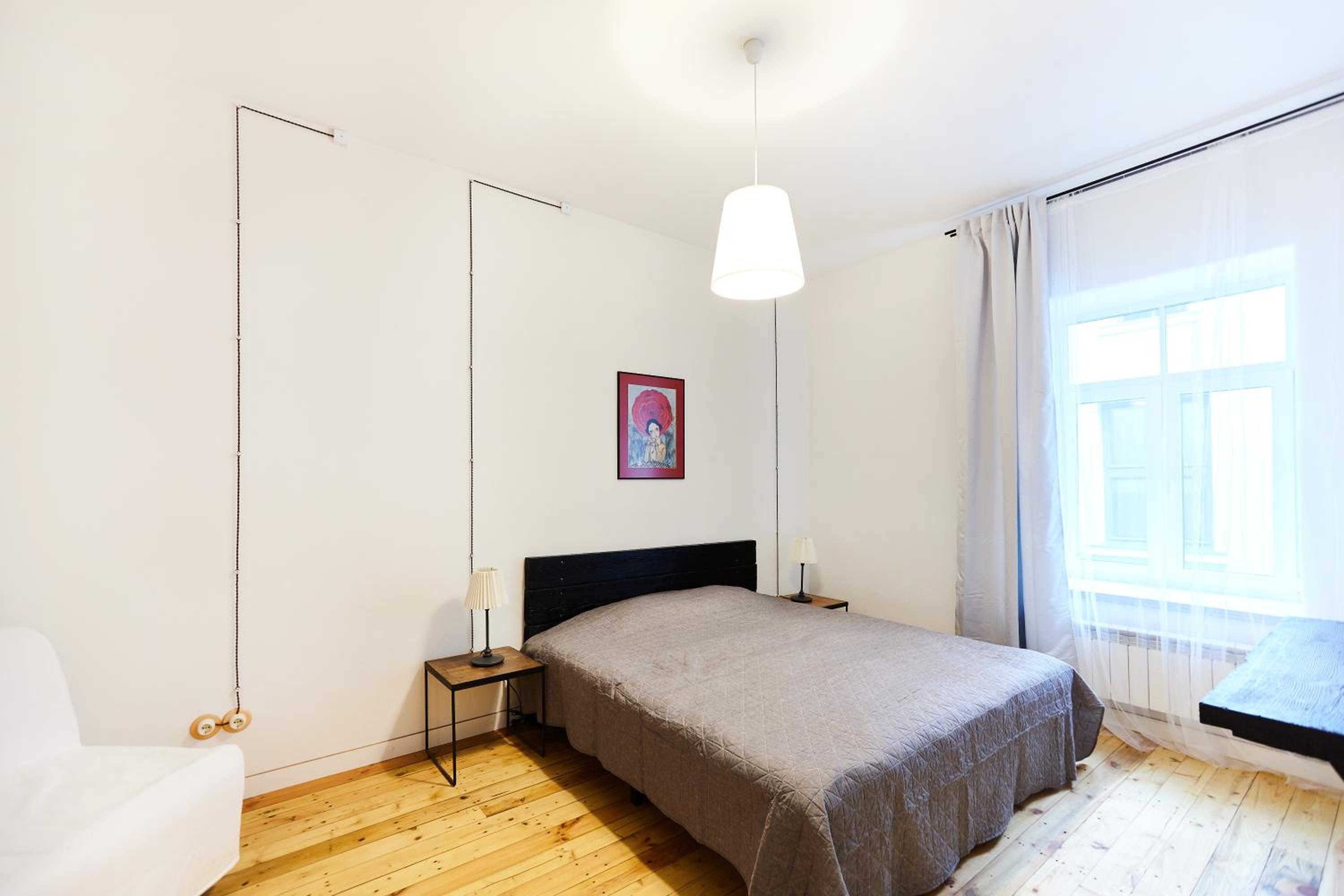 One-Bedroom Apartment - Photo 13