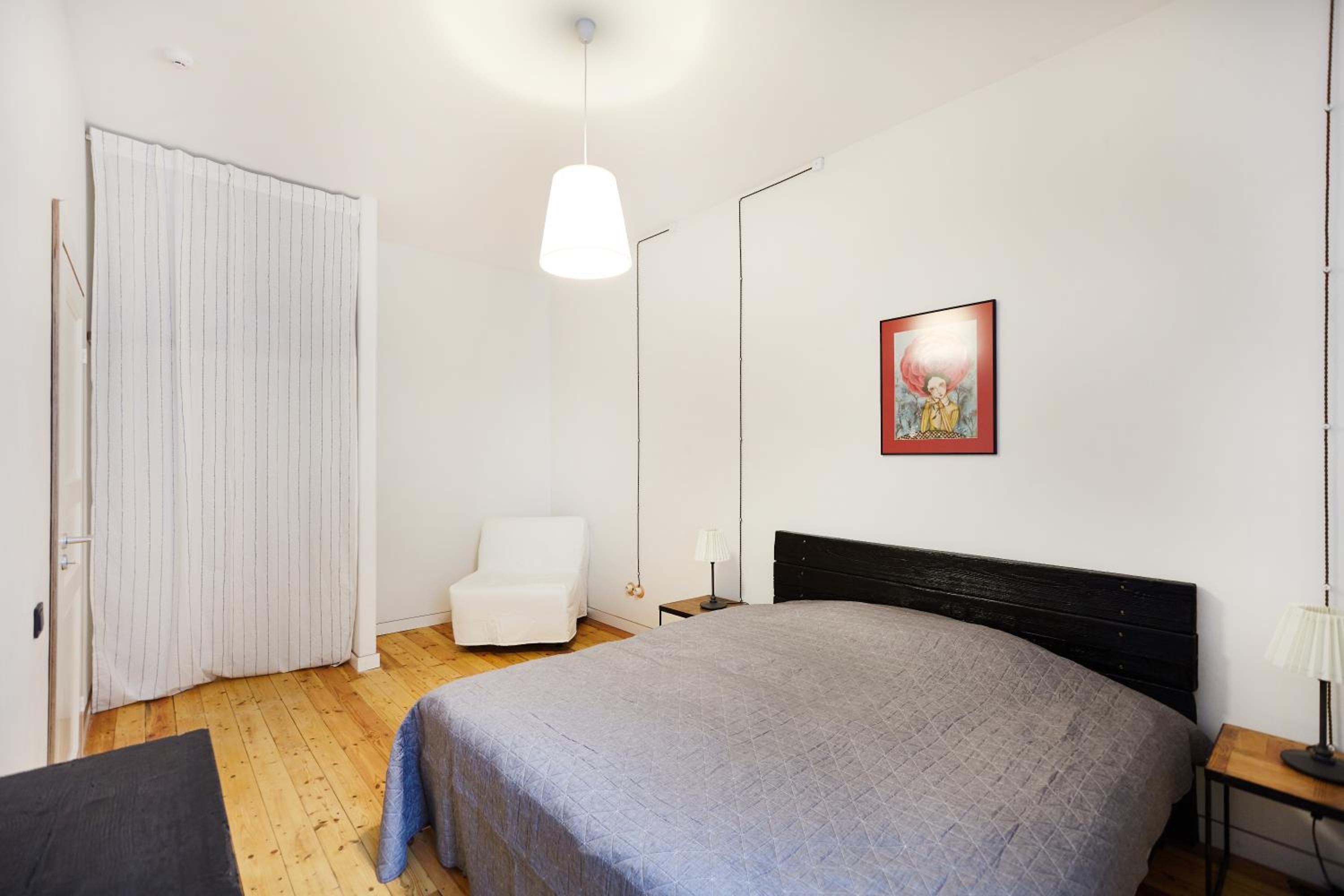 One-Bedroom Apartment - Photo 14