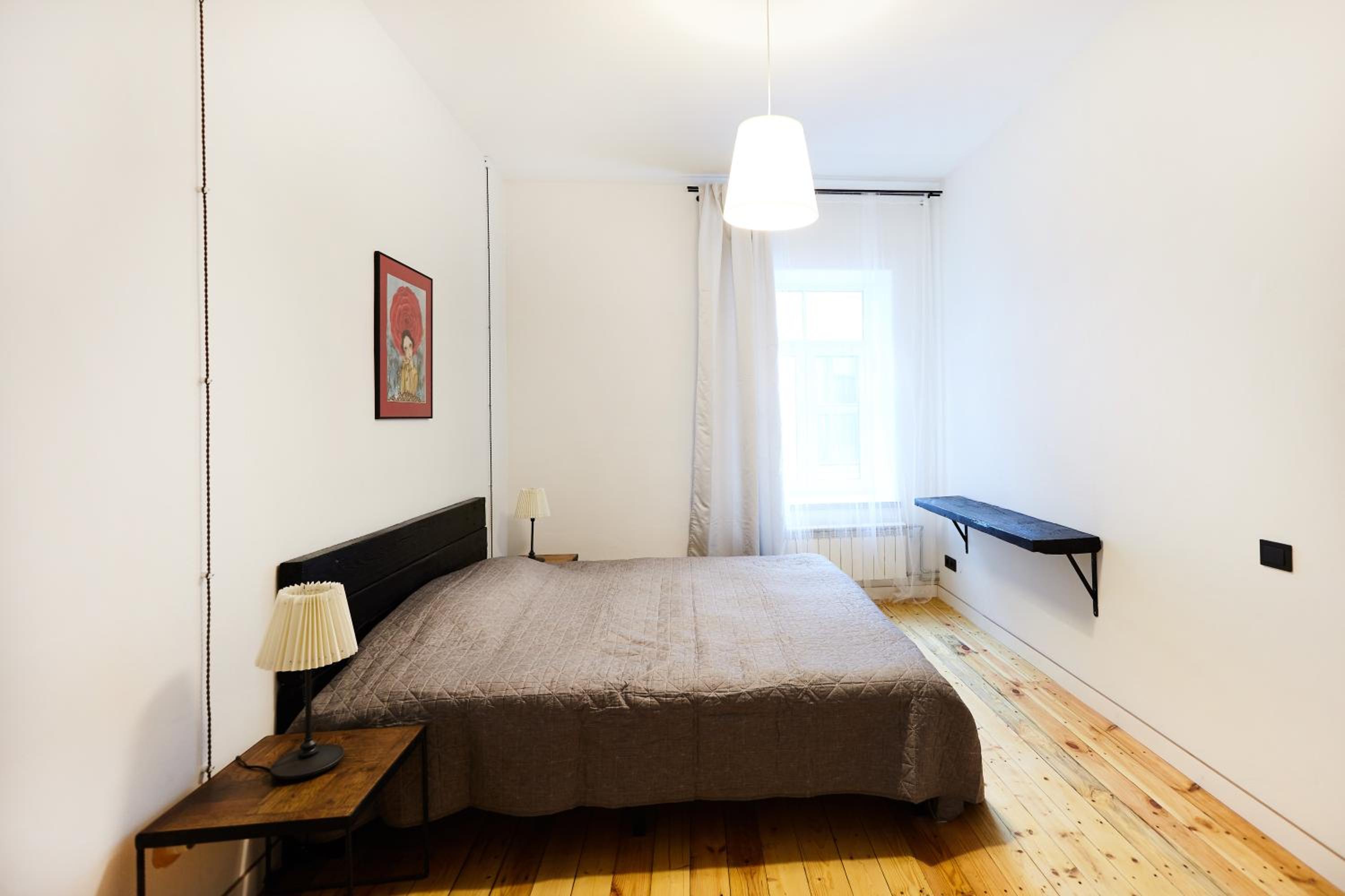One-Bedroom Apartment - Photo 15