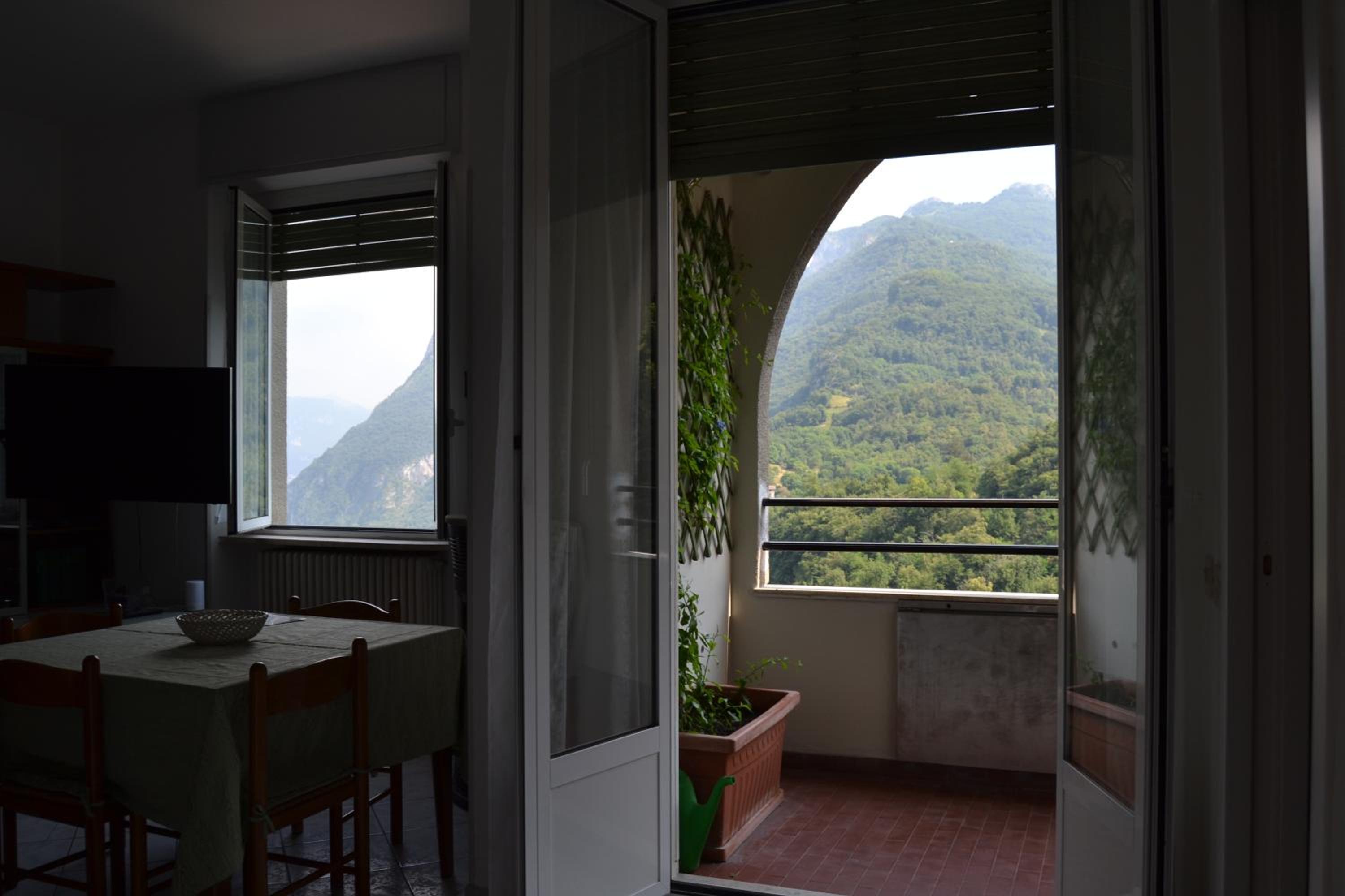 Apartment with Pool View photo 3