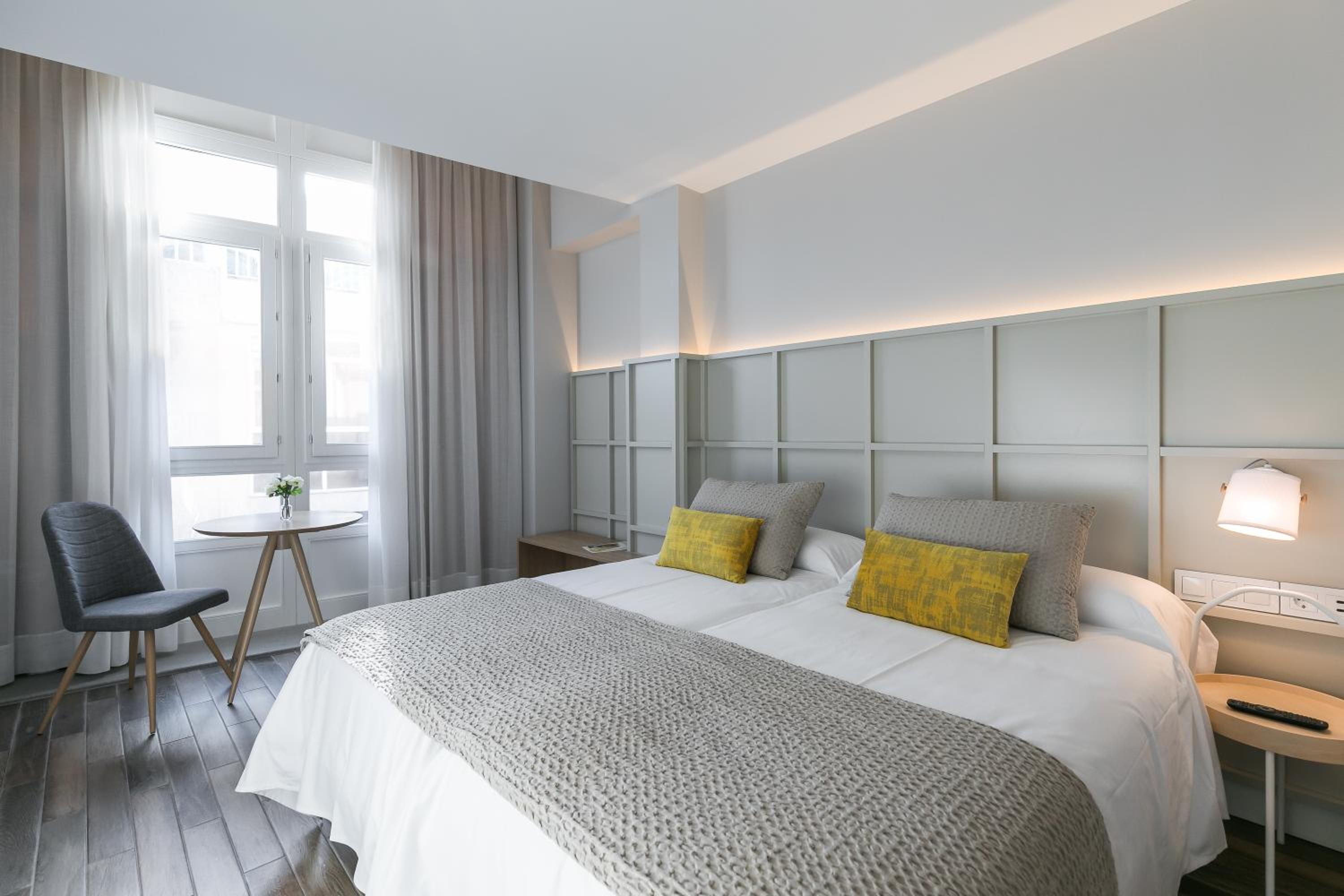 Standard Double or Twin Room photo 2