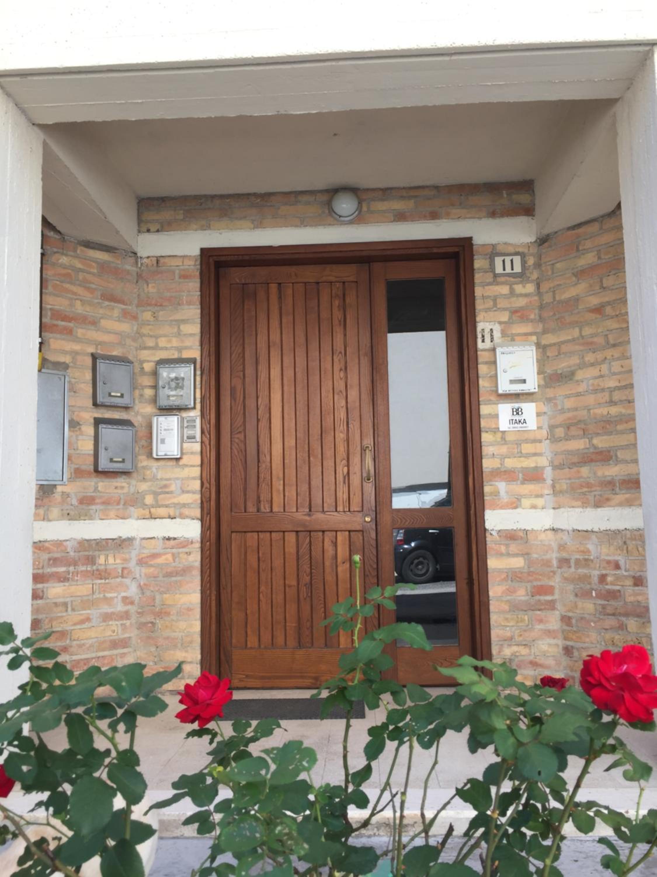 Standard Double or Twin Room with Garden View - Photo 13