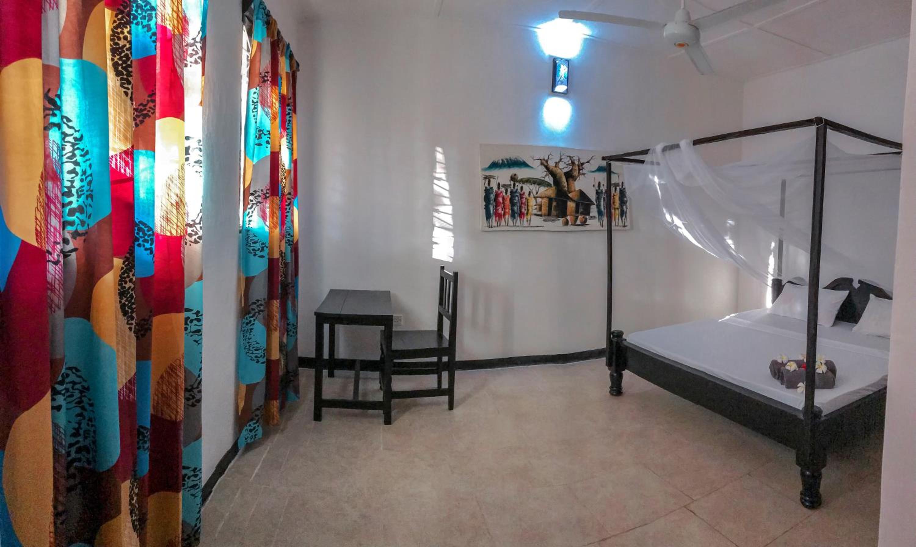 Superior King Room - Photo 7