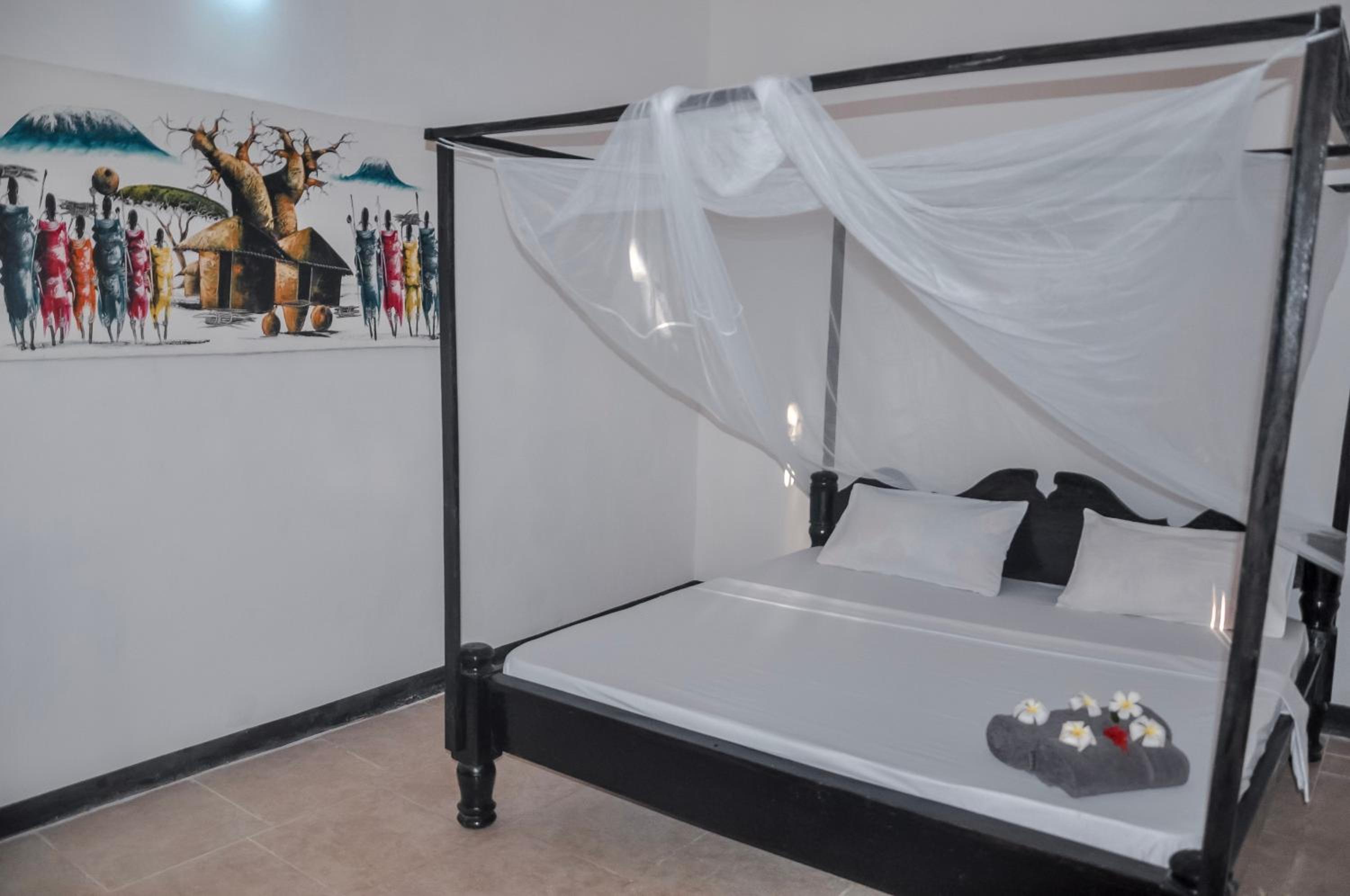 Superior King Room - Photo 13