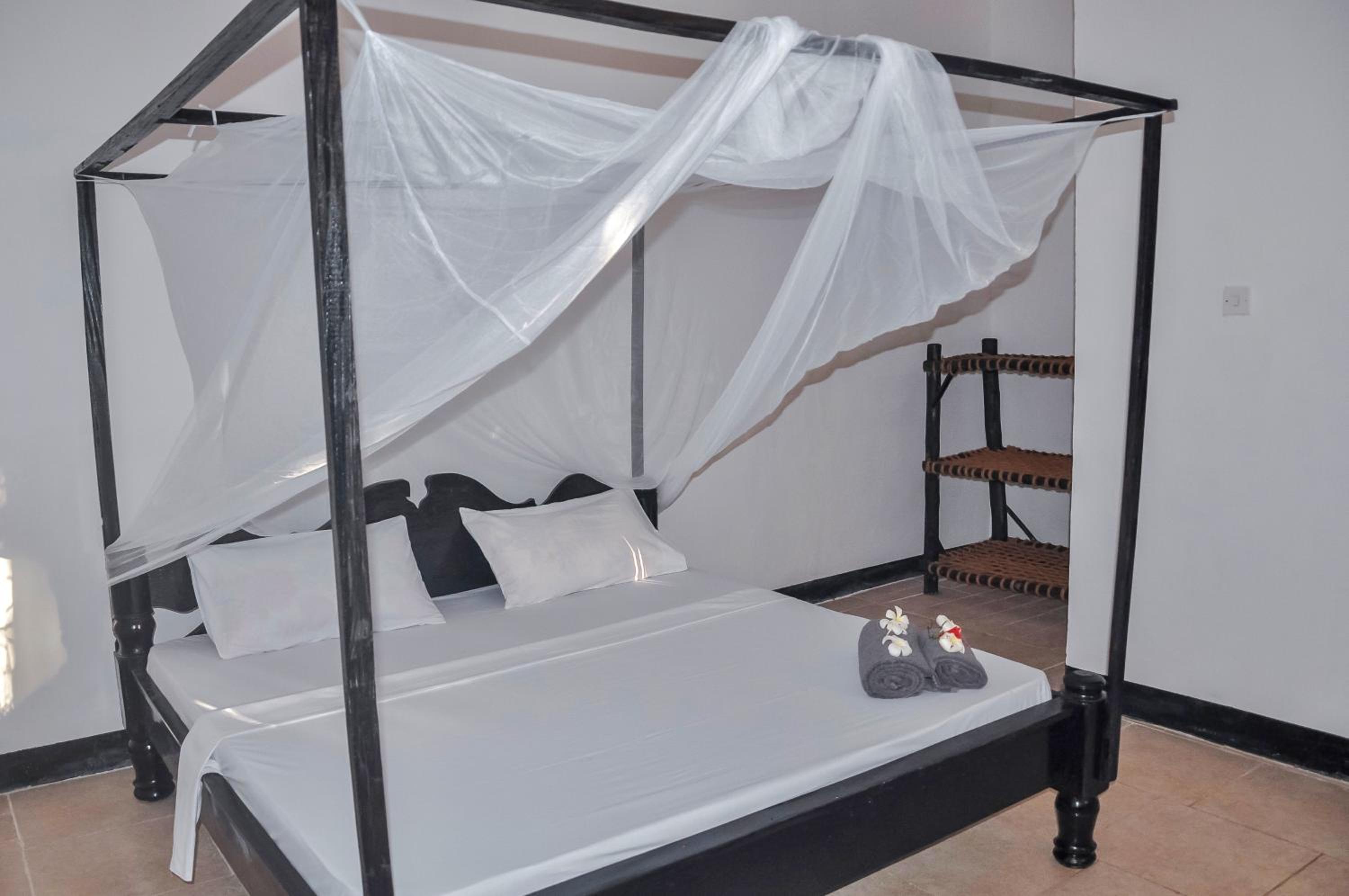 Superior King Room - Photo 9