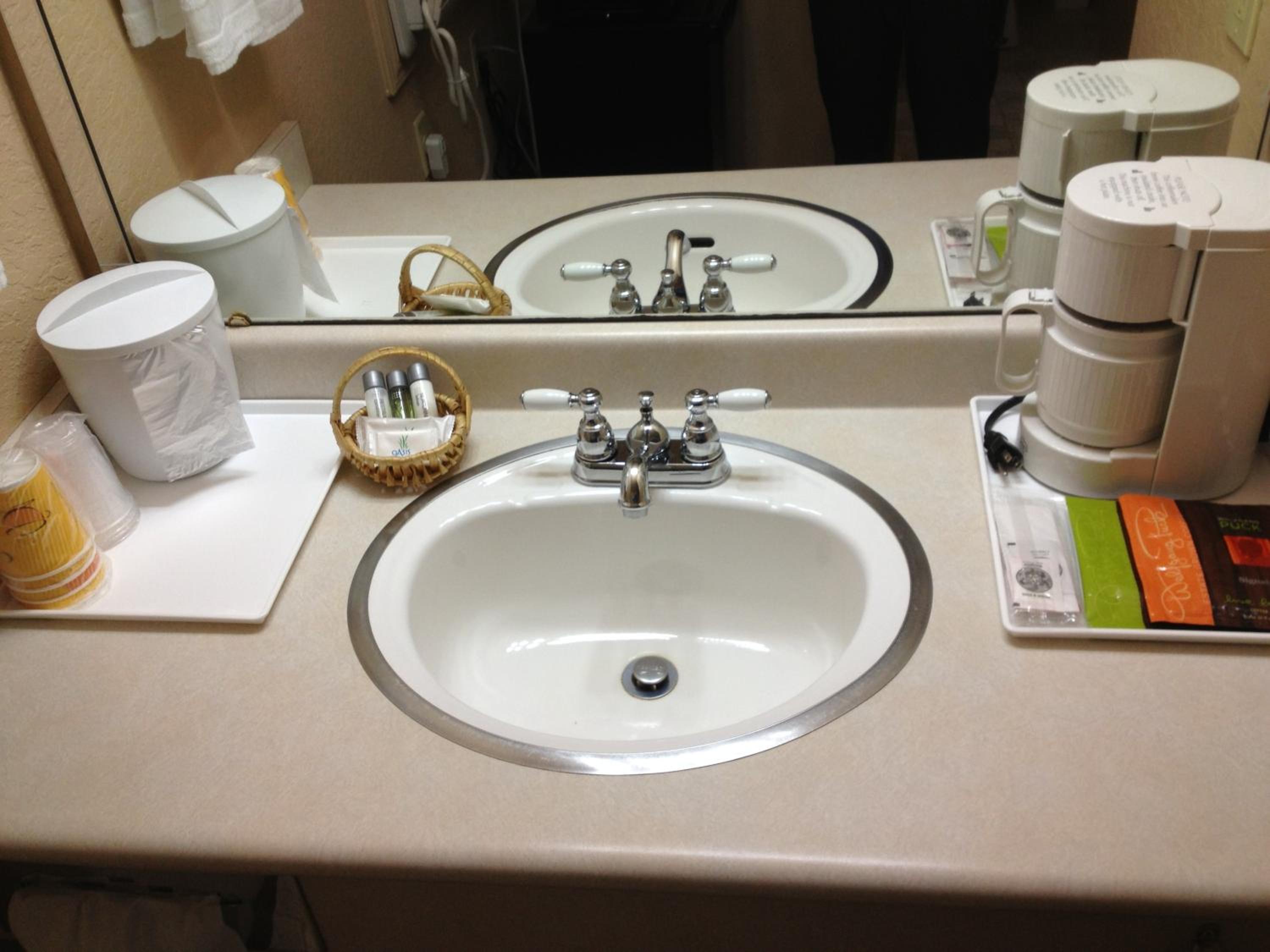 Deluxe King Room photo 3