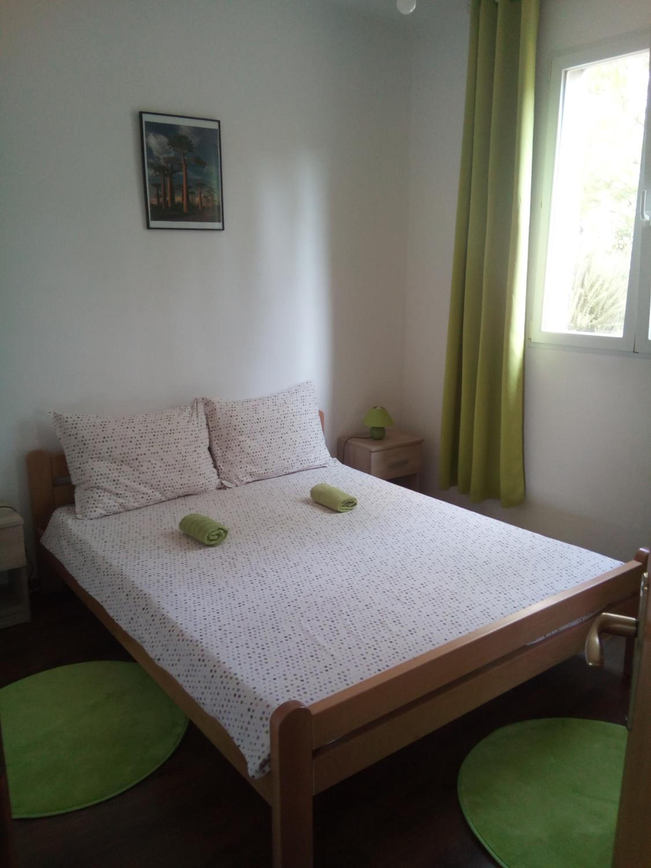 Budget Double Room - Photo 8