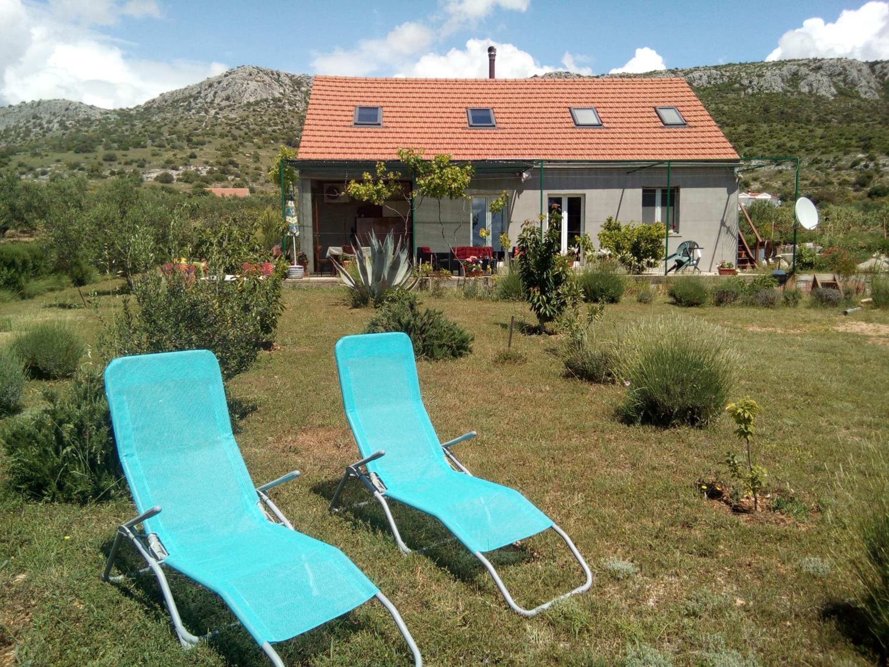 Triple Room - Photo 25